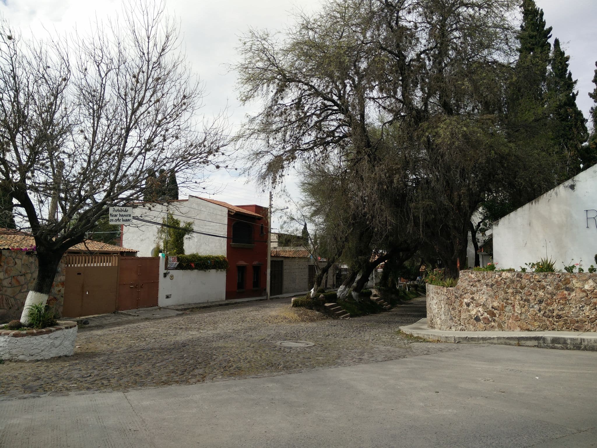 Street view near Rincón de la media luna, Tequisquiapan — © ccossio (CC BY-SA · Mapillary)