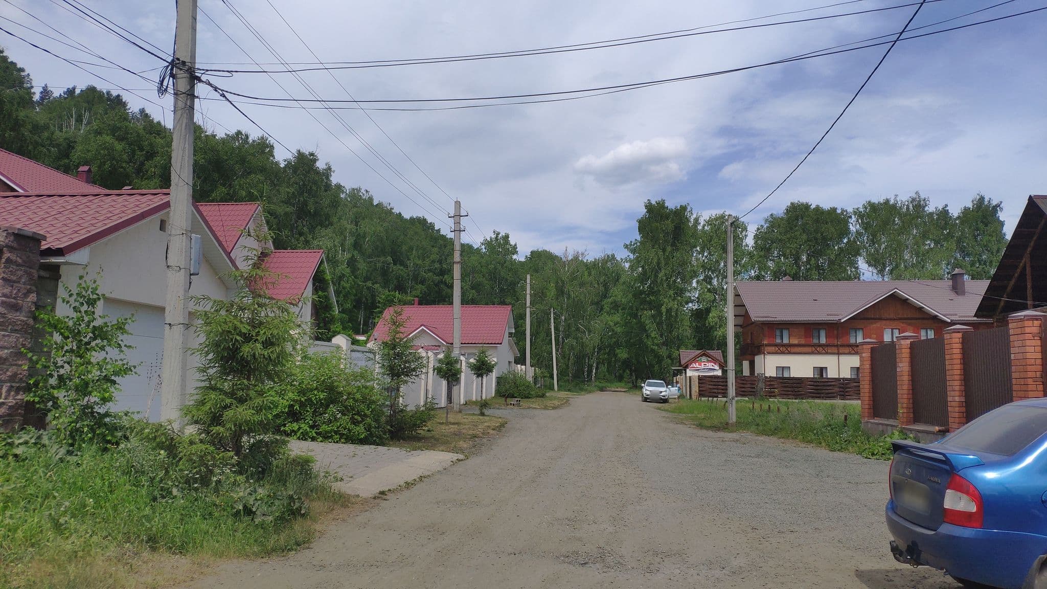 Street view near Каменный Цветок, Abzakovo — © az09 (CC BY-SA · Mapillary)