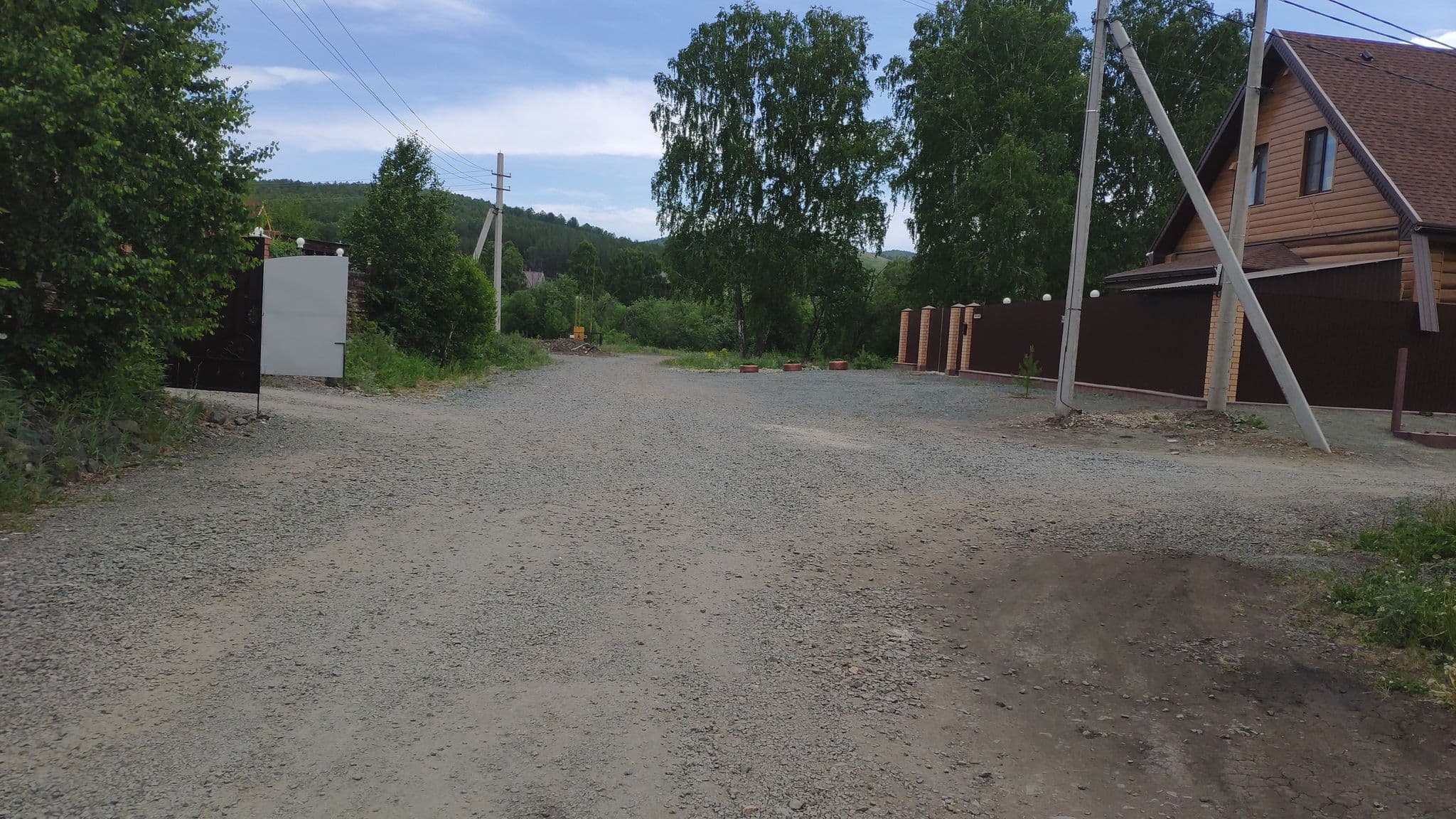 Street view near Bungalow Park House, Abzakovo — © az09 (CC BY-SA · Mapillary)
