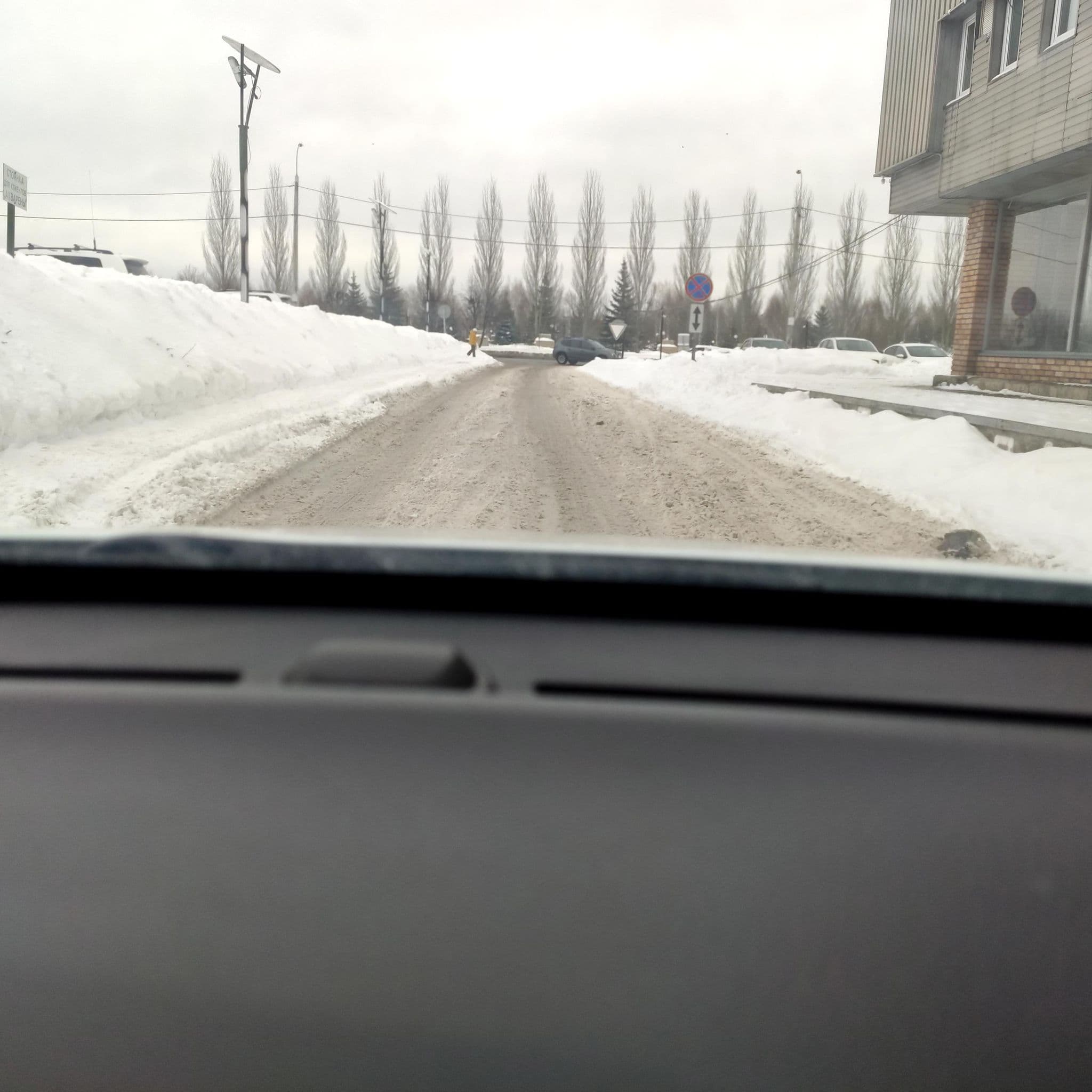 Street view near Капсульный отель, Kazan — © phoneuploader (CC BY-SA · Mapillary)