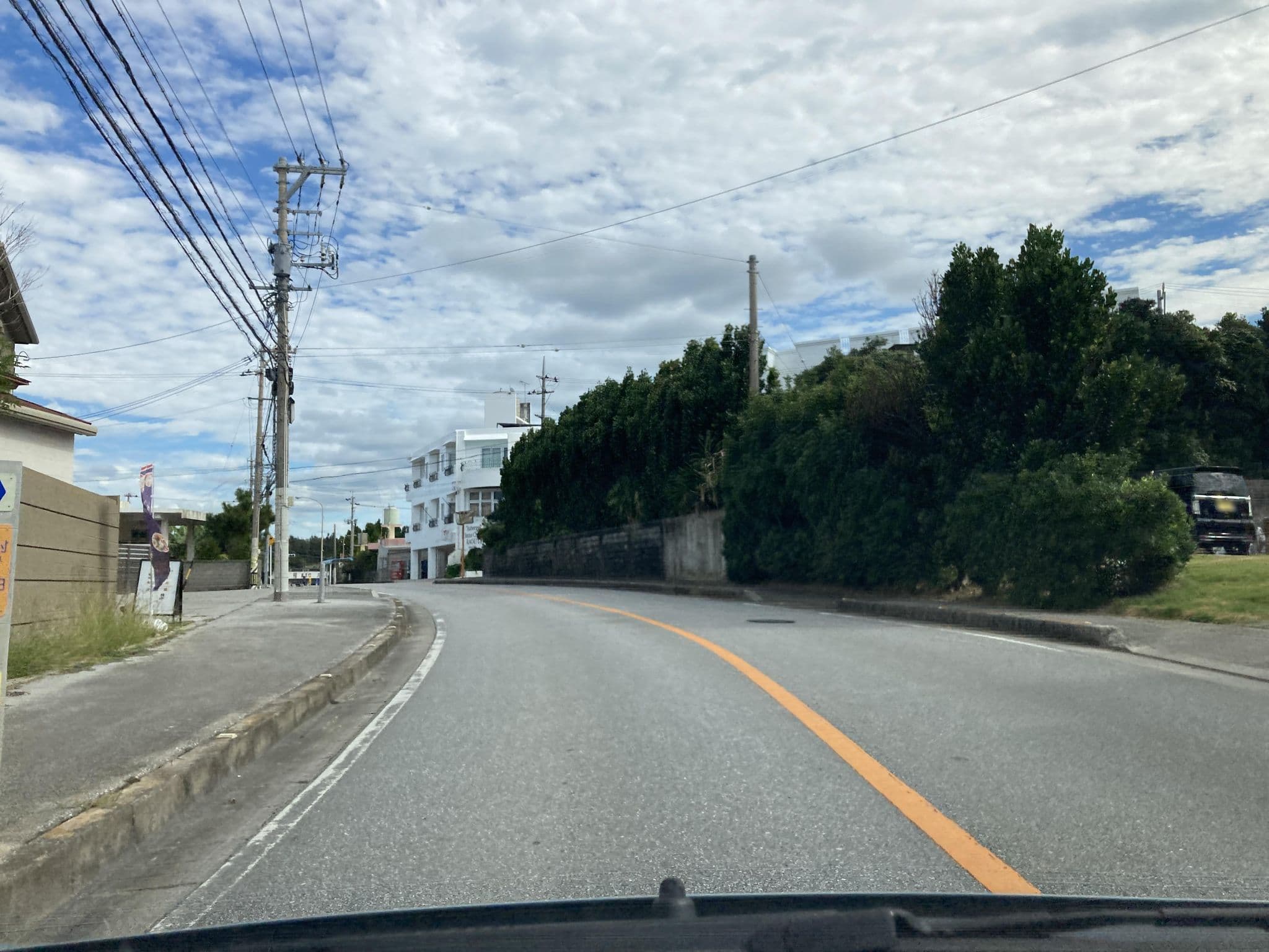 Street view near MIHANA恩納村, Yomitan — © pika_sky (CC BY-SA · Mapillary)