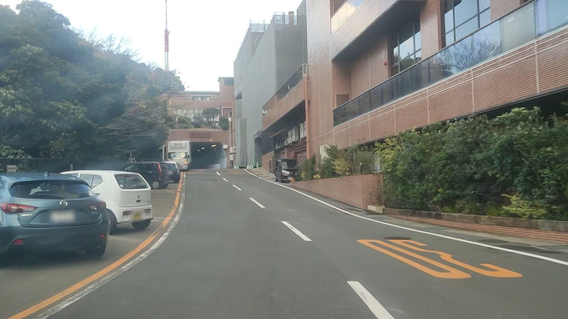 Street view near 噴水at 城山ホテル鹿児島, Kagoshima — © drivephotograph (CC BY-SA · Mapillary)