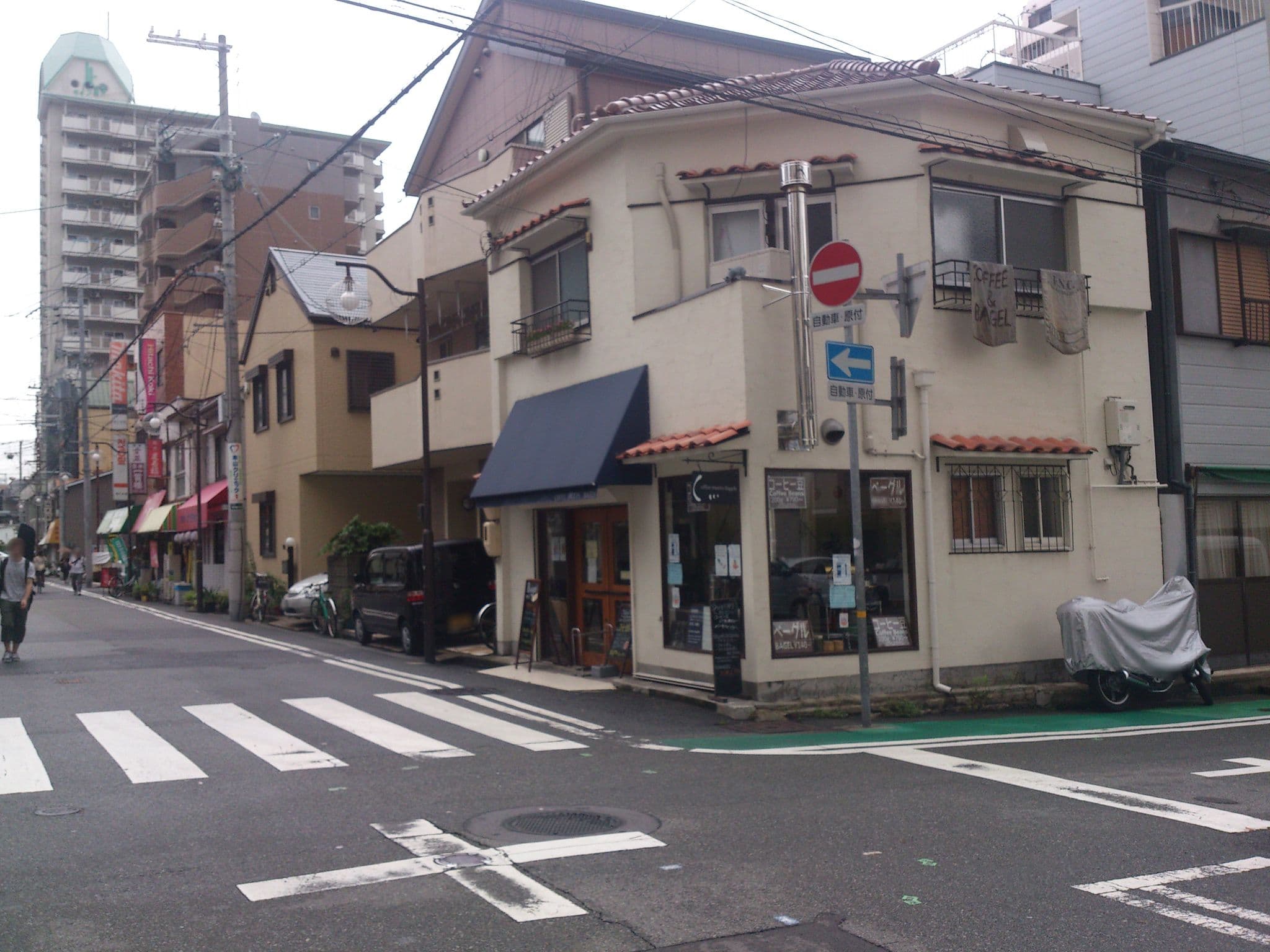 Street view near 神戸三宮R2ホステル, Kobe — © higa4 (CC BY-SA · Mapillary)