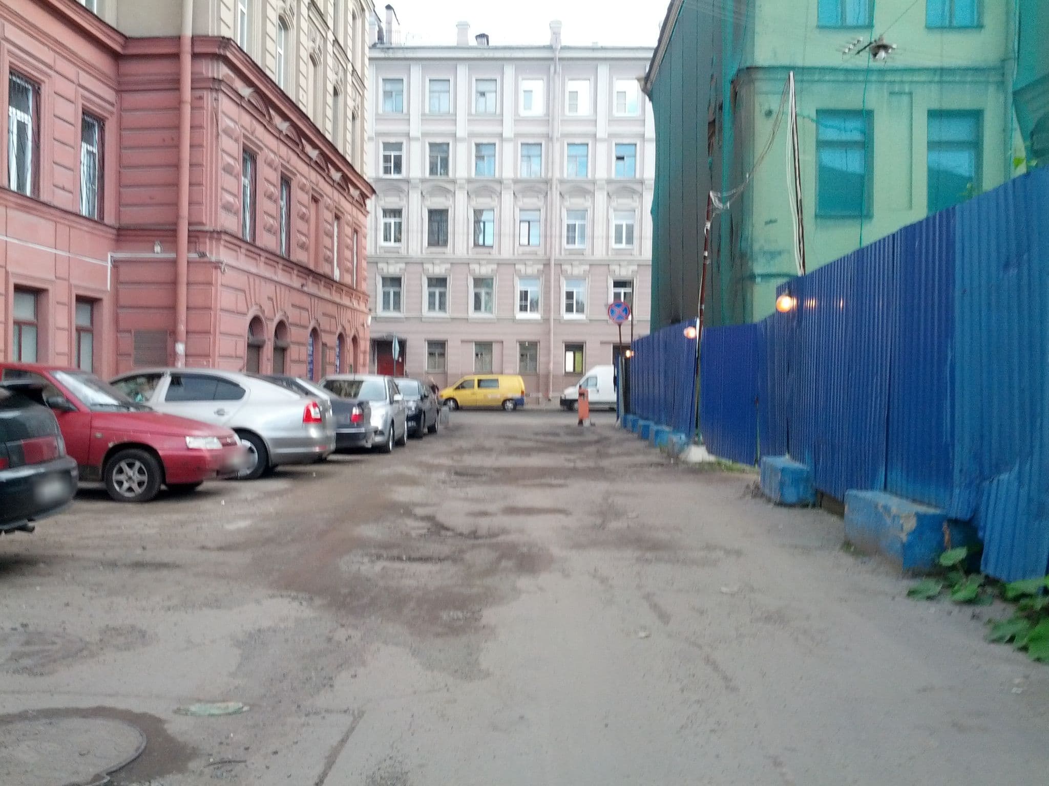 Street view near Отель 55, Saint Petersburg — © kolen (CC BY-SA · Mapillary)