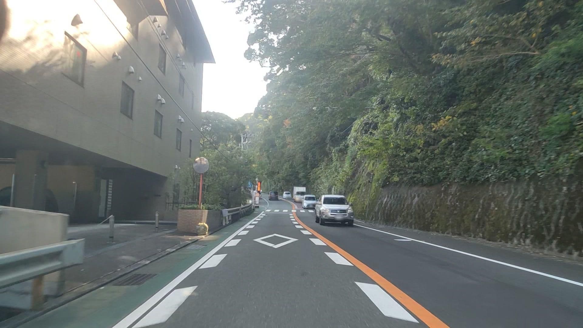 Street view near 秀花園 湯の花膳, Atami — © drivephotograph (CC BY-SA · Mapillary)