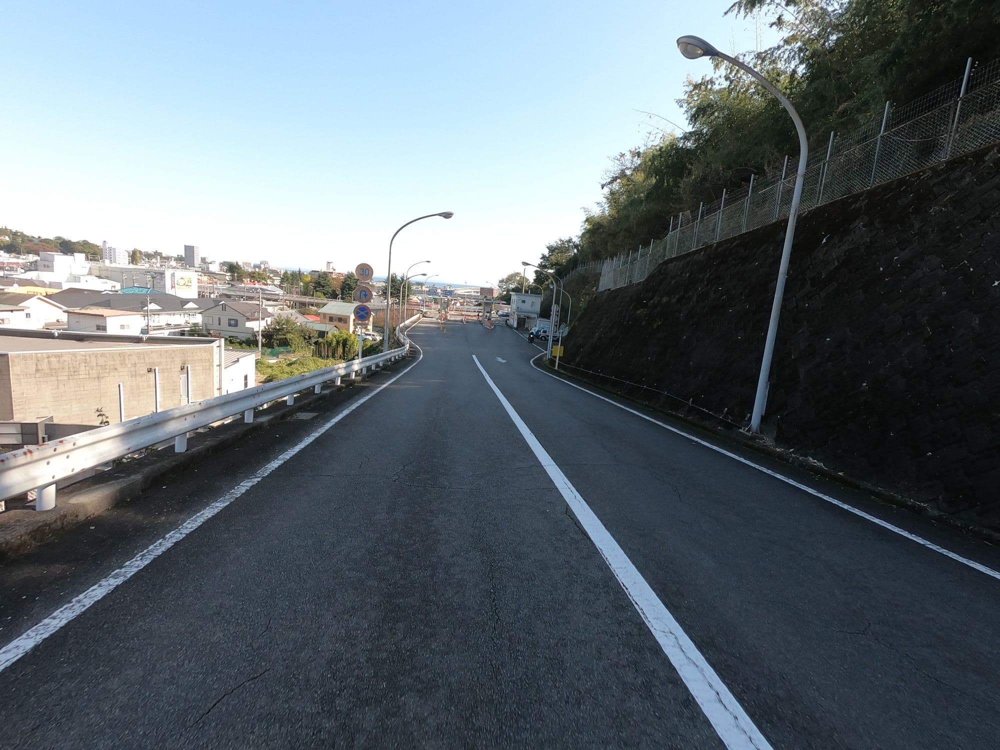 Street view near ホテル エックス, Hayakawa — © 24dakenlo (CC BY-SA · Mapillary)