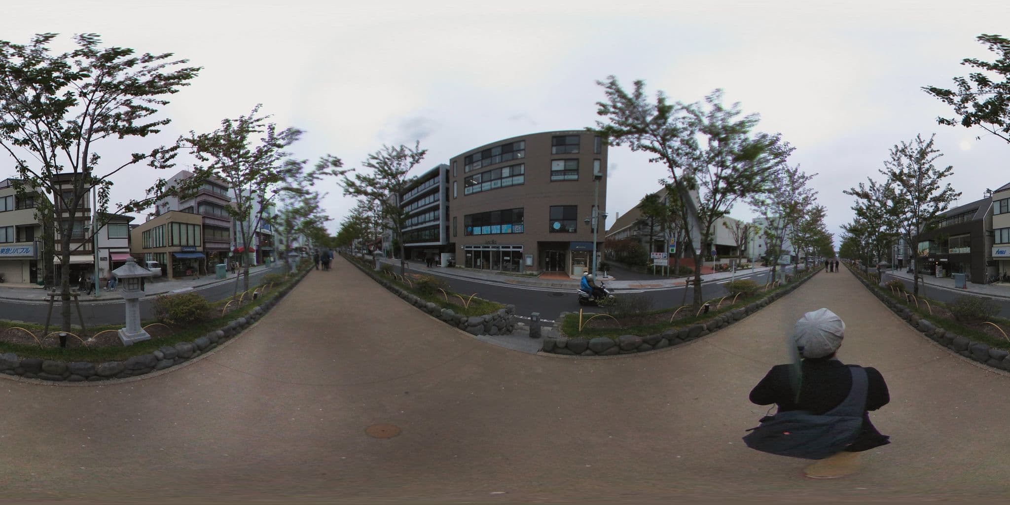Street view near 鎌倉小町 大仏さまノ休日ホテル The Big Buddha Holiday Hotel Kamakura, Kamakura — © mura (CC BY-SA · Mapillary)
