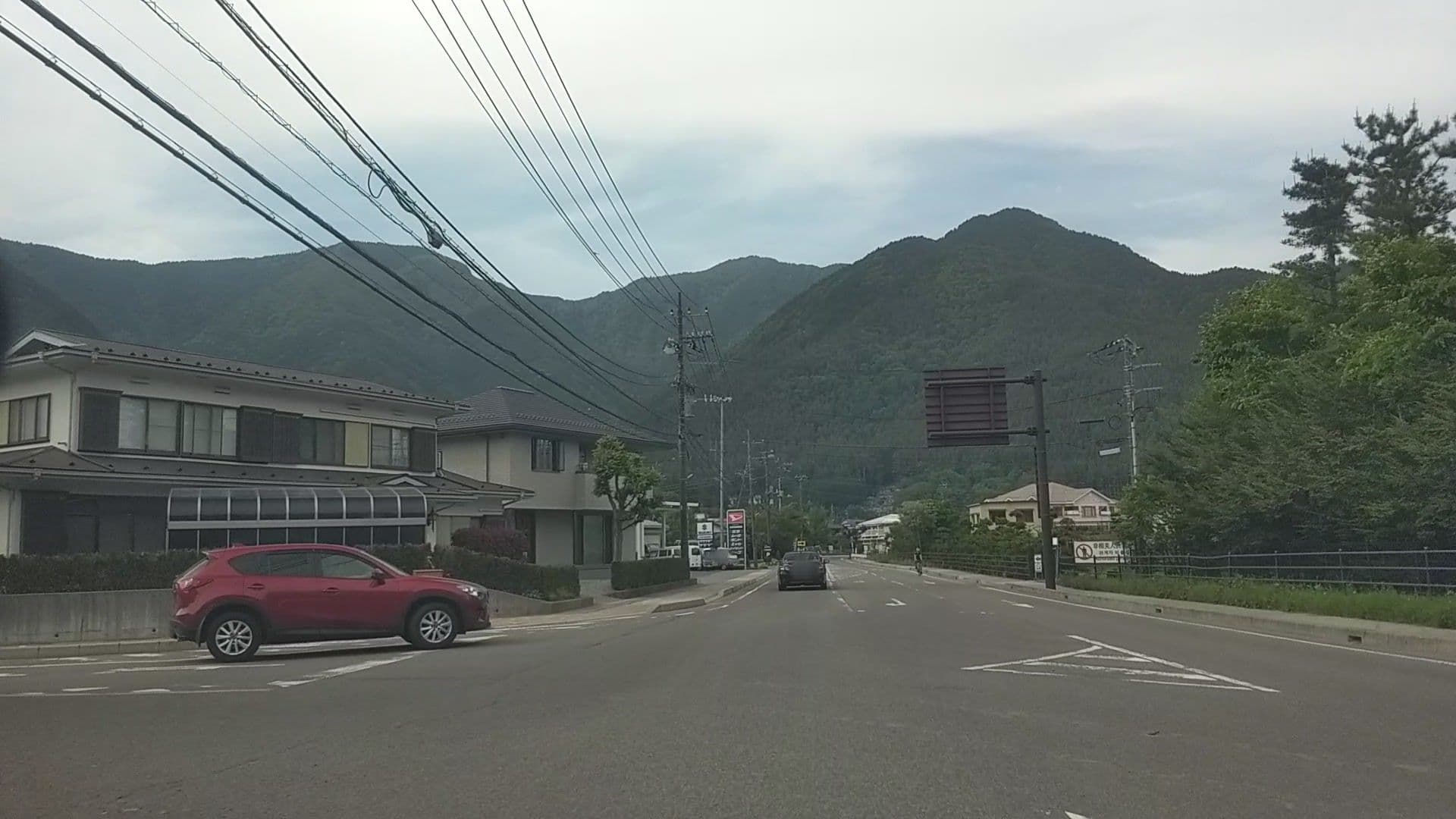 Street view near 鎌倉, Narusawa — © drivephotograph (CC BY-SA · Mapillary)