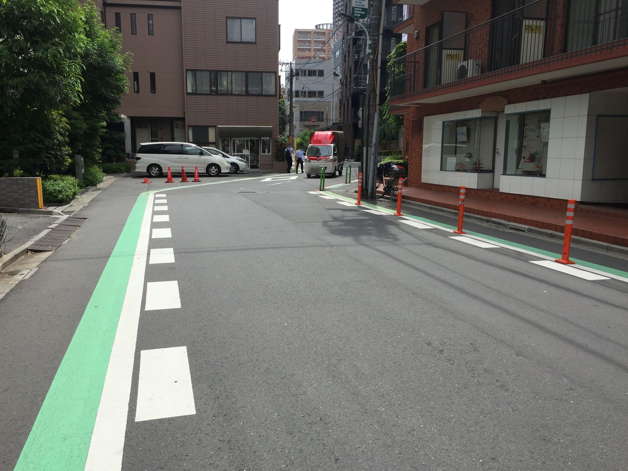 Street view near Tokyo Art Room, Akasaka — © gwalker7 (CC BY-SA · Mapillary)