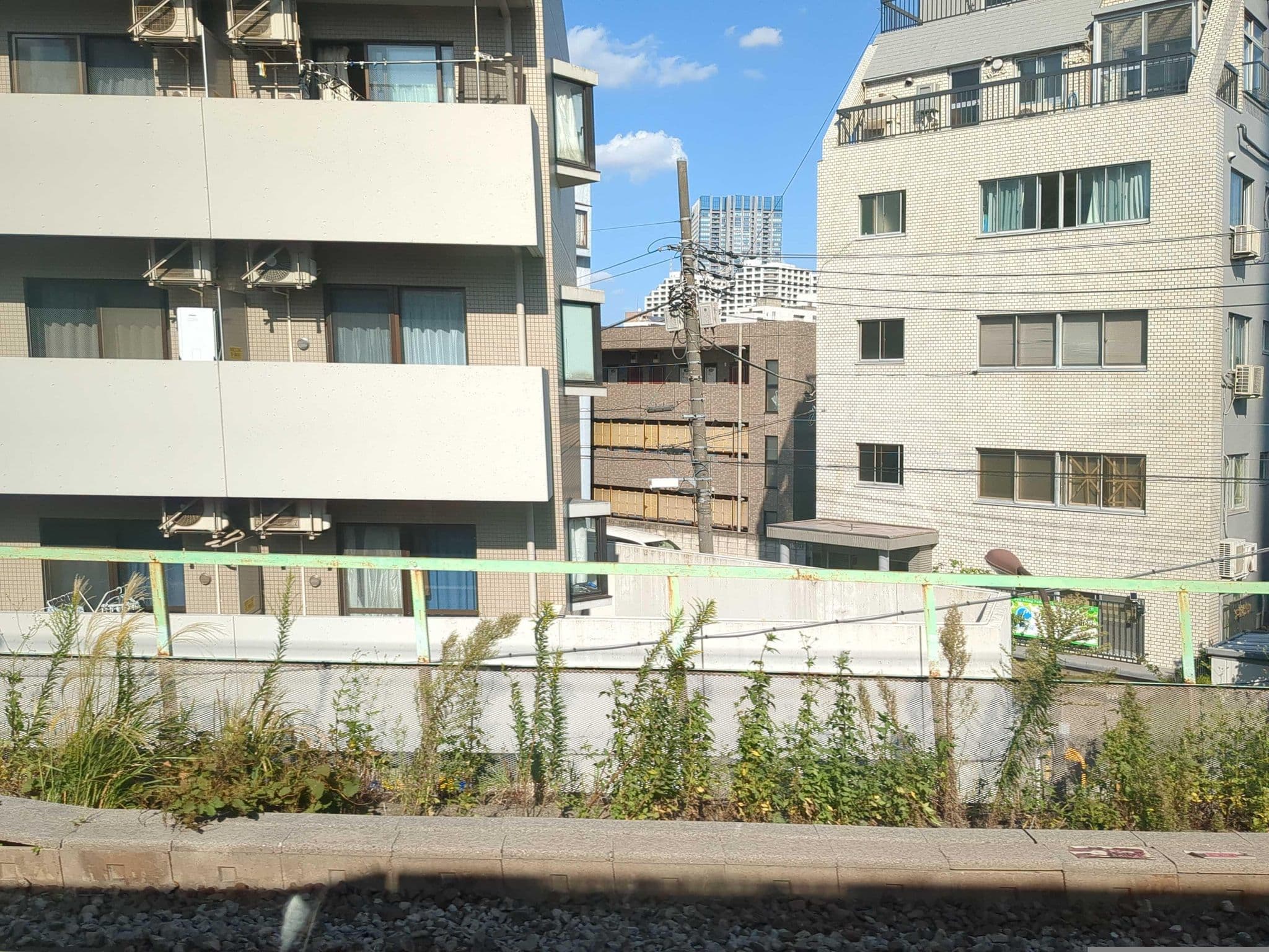 Street view near Stay Sakura Tokyo 新宿百蔵, Ōkubo — © mitz (CC BY-SA · Mapillary)