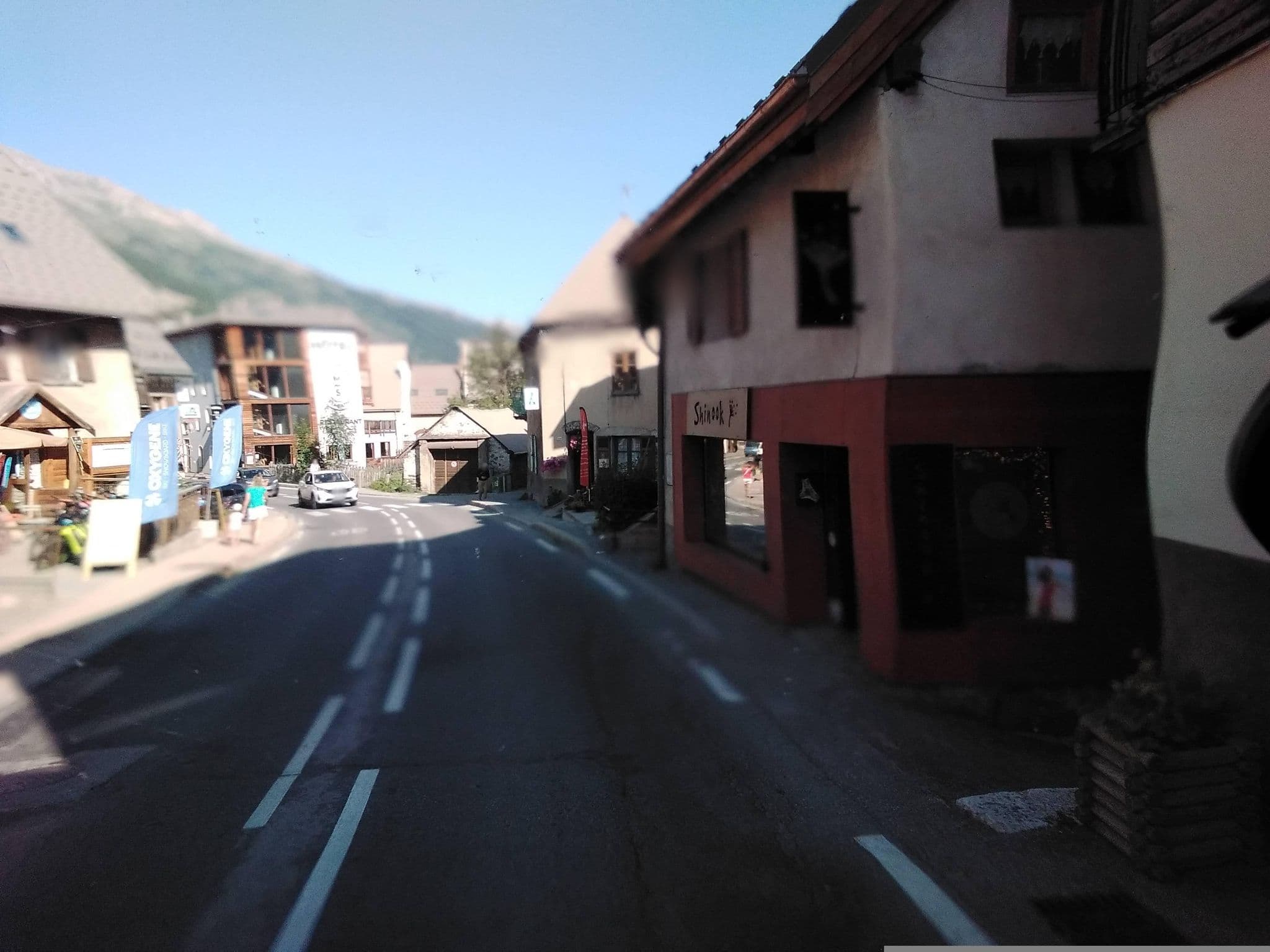 Street view near L'Eychauda, Le Monêtier-les-Bains — © mprins (CC BY-SA · Mapillary)