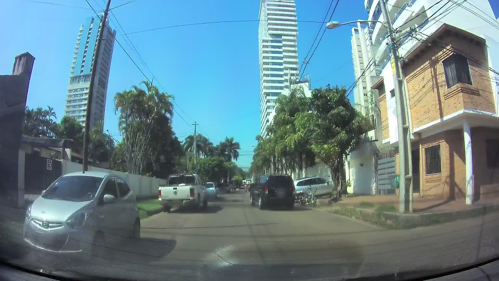 Street view near Hotel Casino Amambay, Fernando de la Mora — © ancho85 (CC BY-SA · Mapillary)