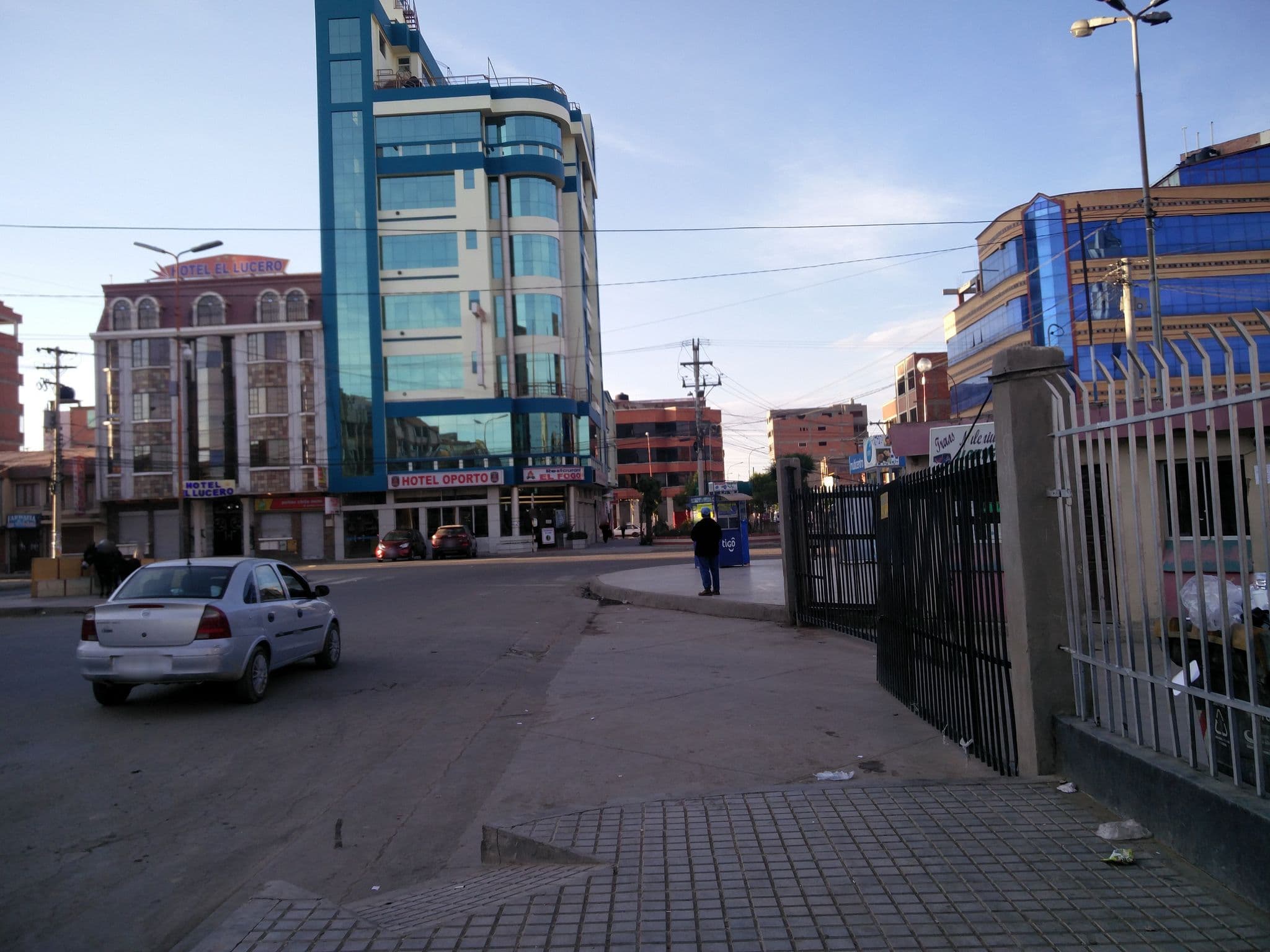 Street view near Hotel Bernal, Oruro — © seudodata (CC BY-SA · Mapillary)