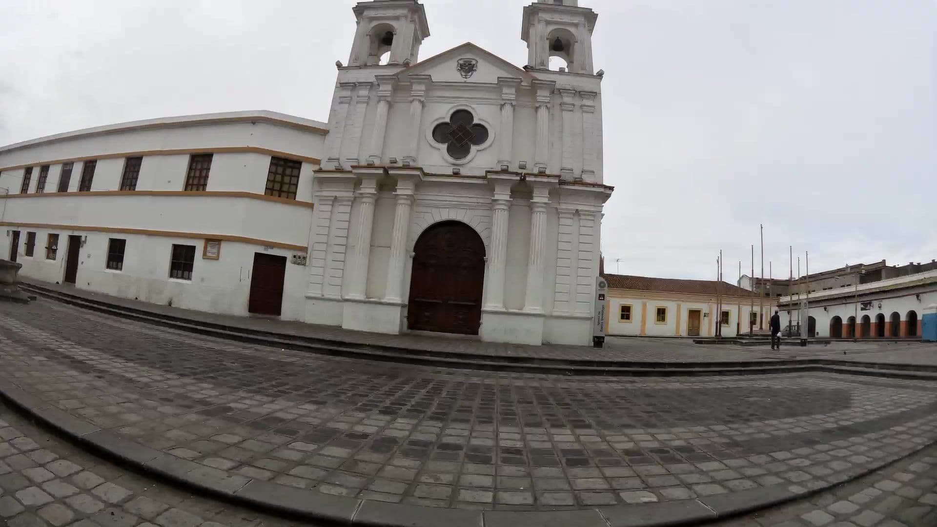 Street view near Hotel Villa De Tacunga, Latacunga — © kaartcam (CC BY-SA · Mapillary)