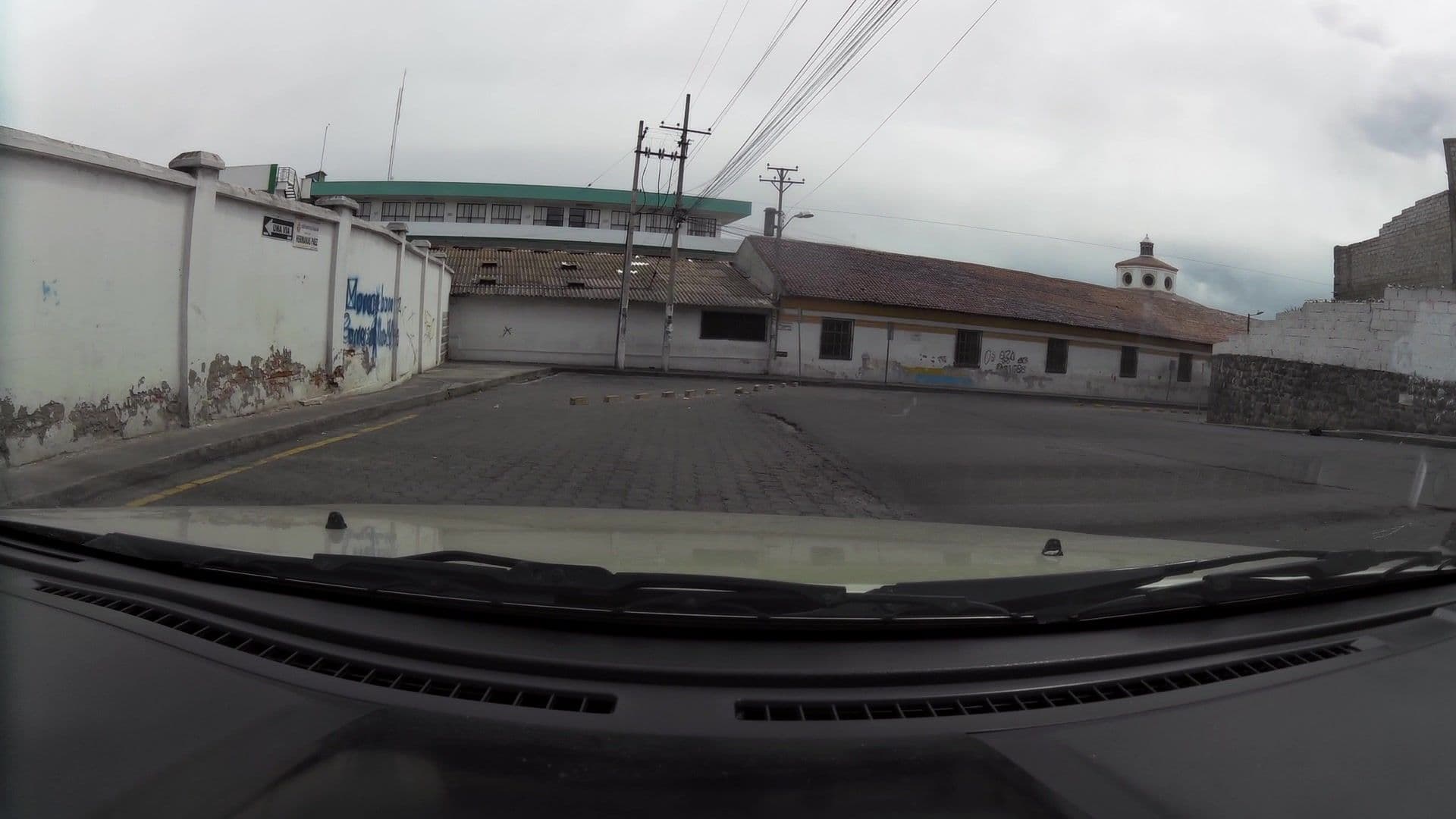 Street view near Hotel Santiago, Latacunga — © kaartcam (CC BY-SA · Mapillary)