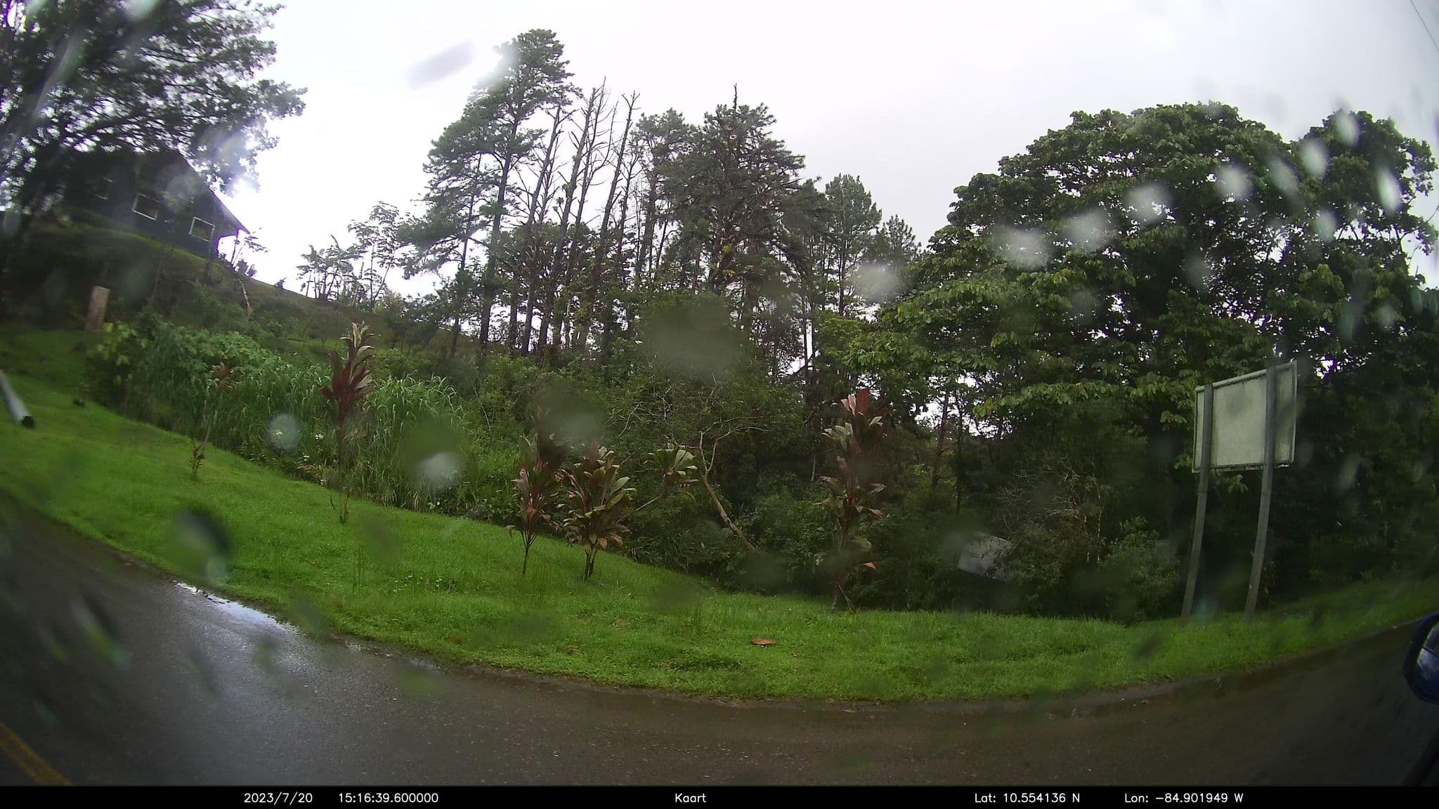 Street view near Blue Jungle Lodge, Tilarán — © kaart_2 (CC BY-SA · Mapillary)