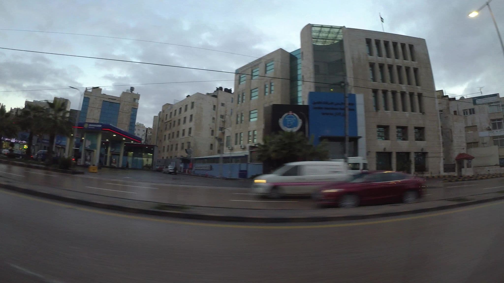 Street view near La royal, Al Jubayhah — © kaart_1 (CC BY-SA · Mapillary)