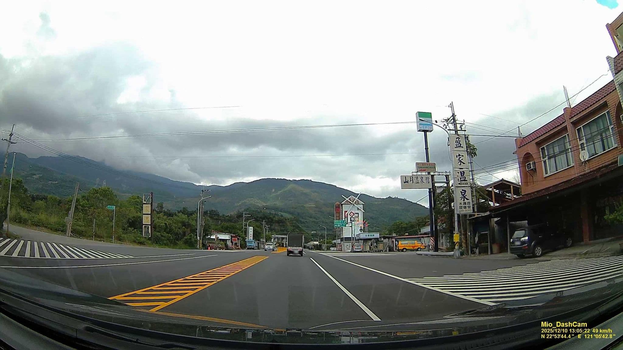 Street view near 盈家溫泉休閒農場, Taitung — © hcyen (CC BY-SA · Mapillary)