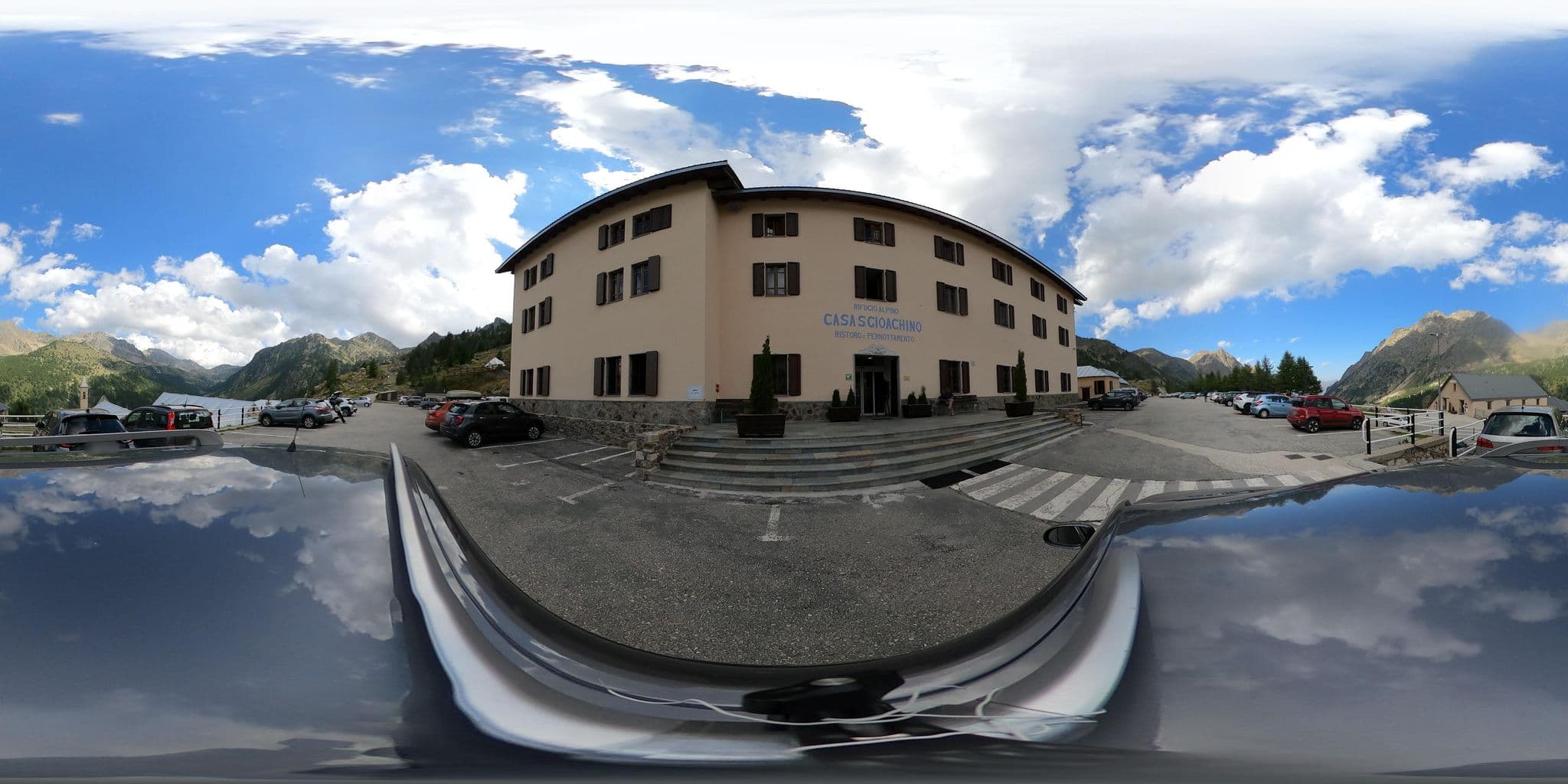 Street view near Rifugio Alpino Casa San Gioachino, Saint-Étienne-de-Tinée — © canfe (CC BY-SA · Mapillary)