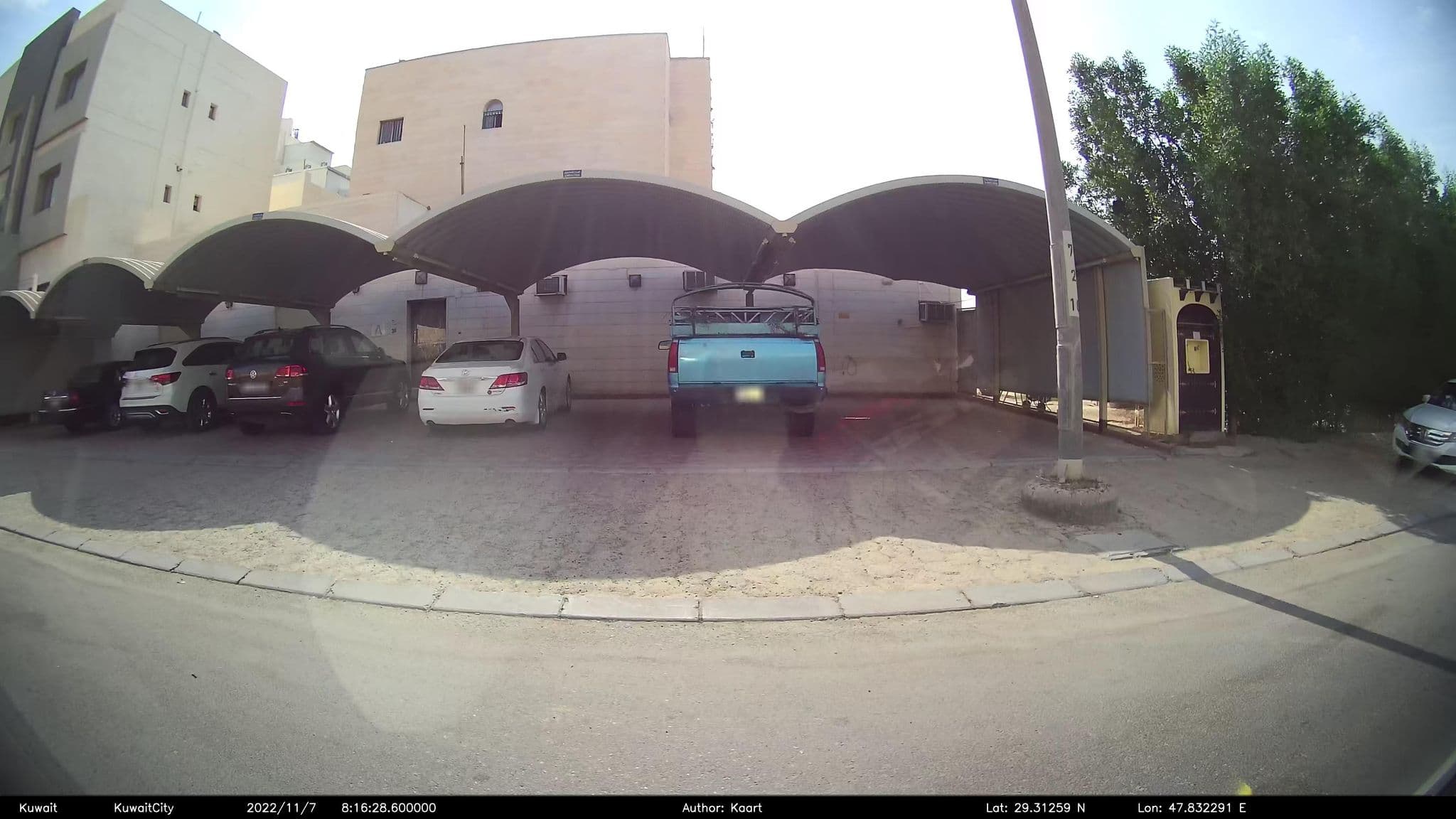 Street view near على احلى سرير, Ar Rābiyah — © kaart_2 (CC BY-SA · Mapillary)