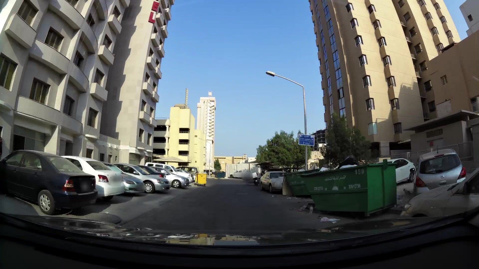 Street view near Al Montasreen Motel, As Sālimīyah — © kaartcam (CC BY-SA · Mapillary)