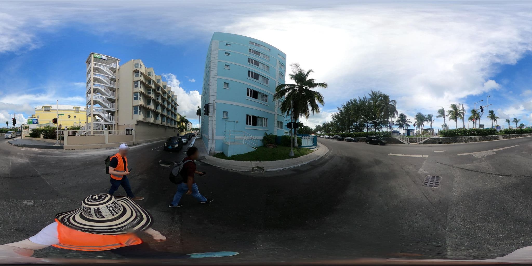 Street view near Nassau Palm, Nassau — © dpu-transport (CC BY-SA · Mapillary)