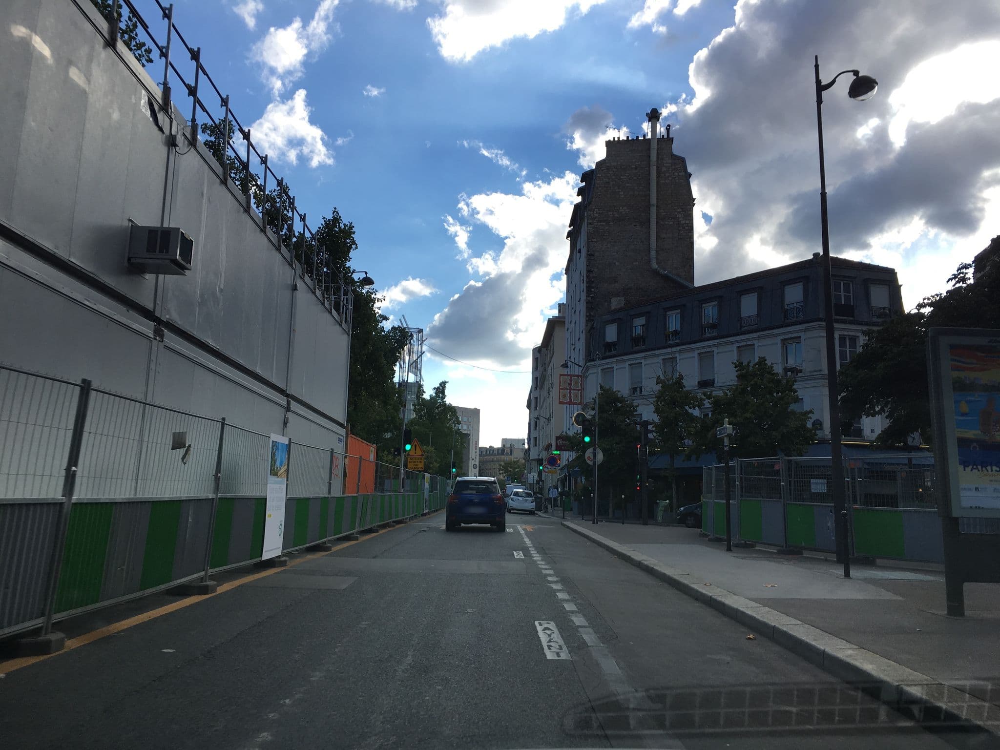 Street view near Hôtel de la place des Alpes, Paris 13 Gobelins — © cquest (CC BY-SA · Mapillary)