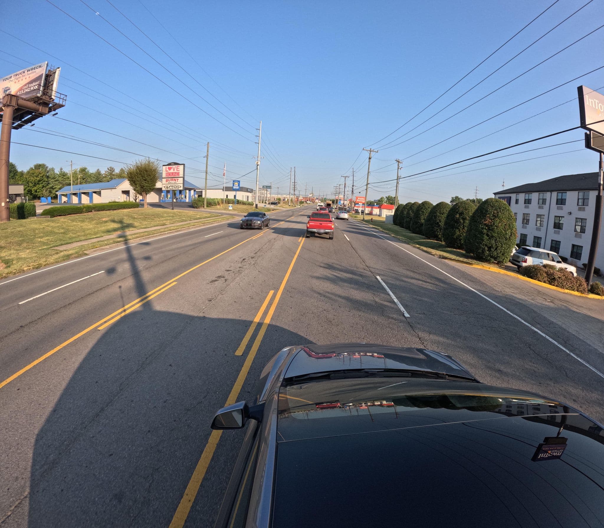 Street view near Crestwood Suites Hotel, Goodlettsville — © vorpalblade (CC BY-SA · Mapillary)