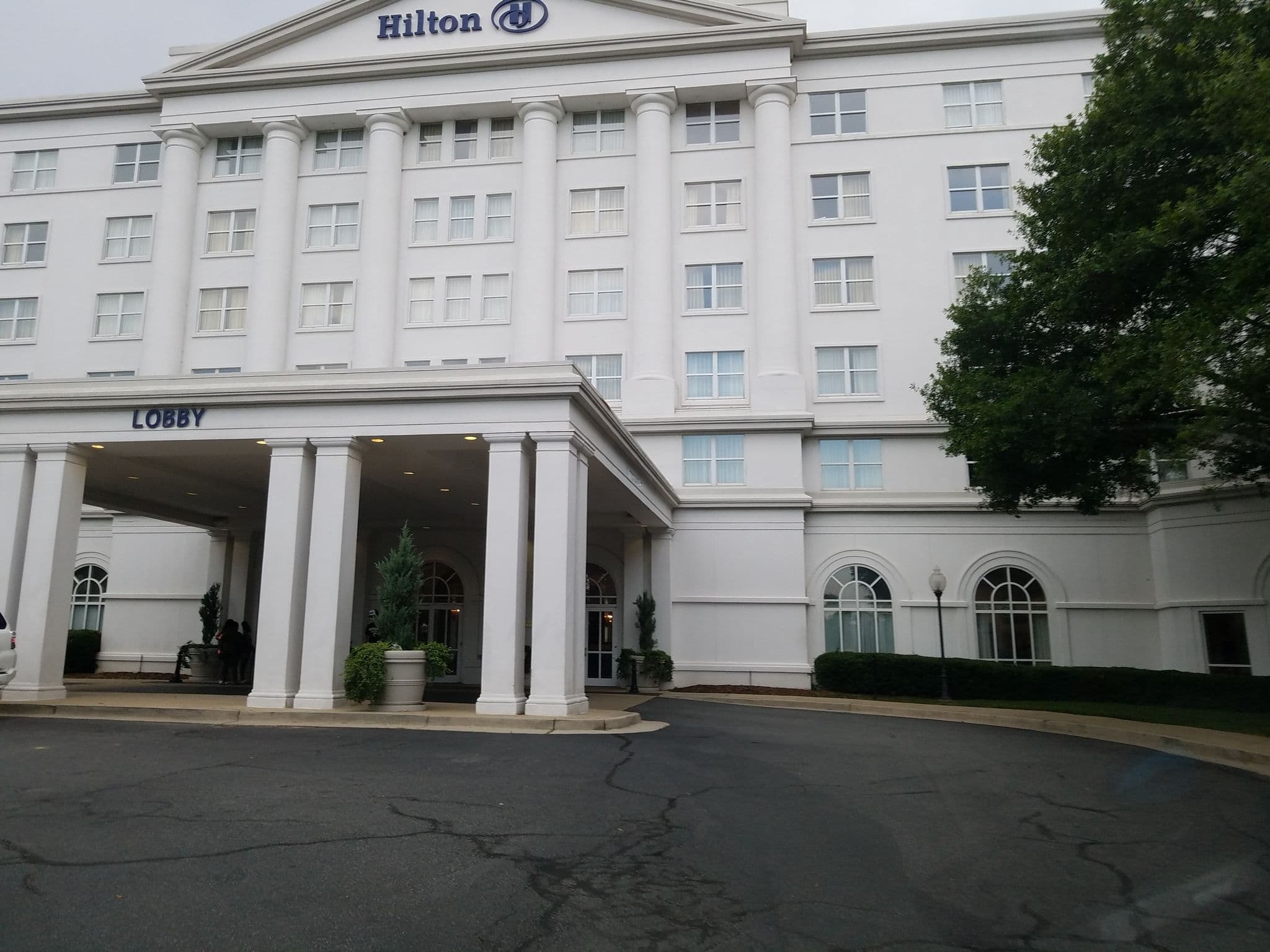 Street view near Hilton, Marietta — © jackdripper (CC BY-SA · Mapillary)