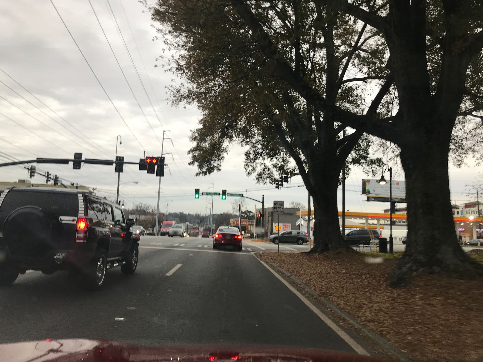 Street view near Anti-larkinville, Sandy Springs — © deirdreedsign (CC BY-SA · Mapillary)