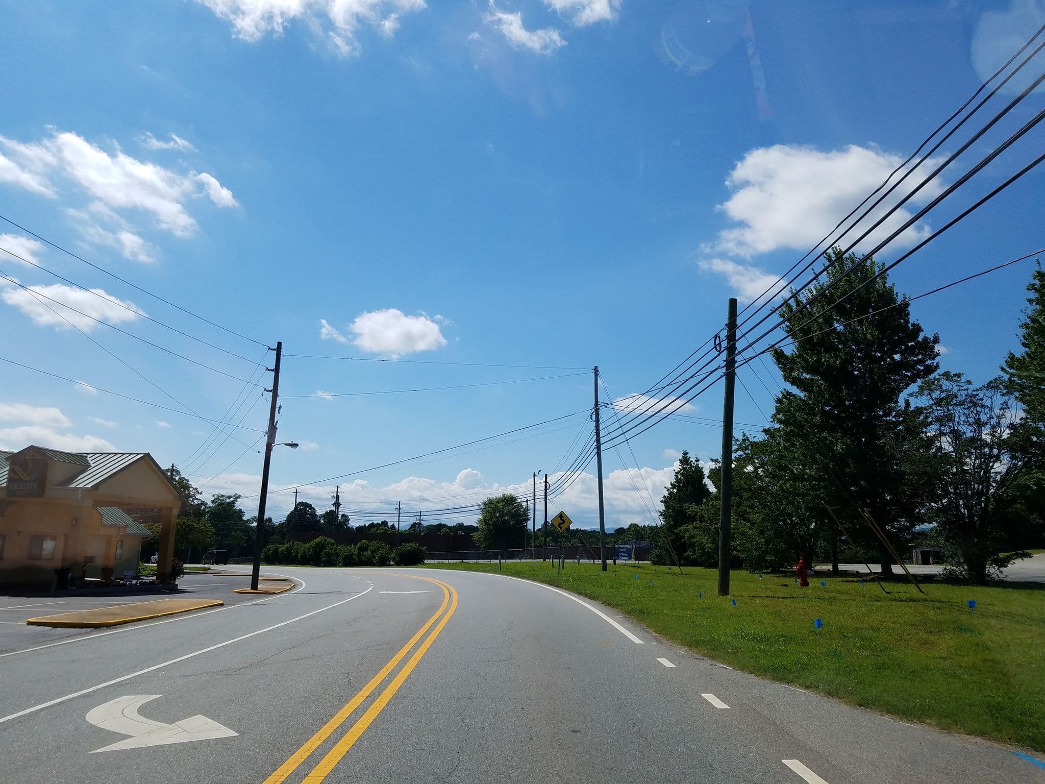Street view near Choice Hotels, Dahlonega — © jackdripper (CC BY-SA · Mapillary)
