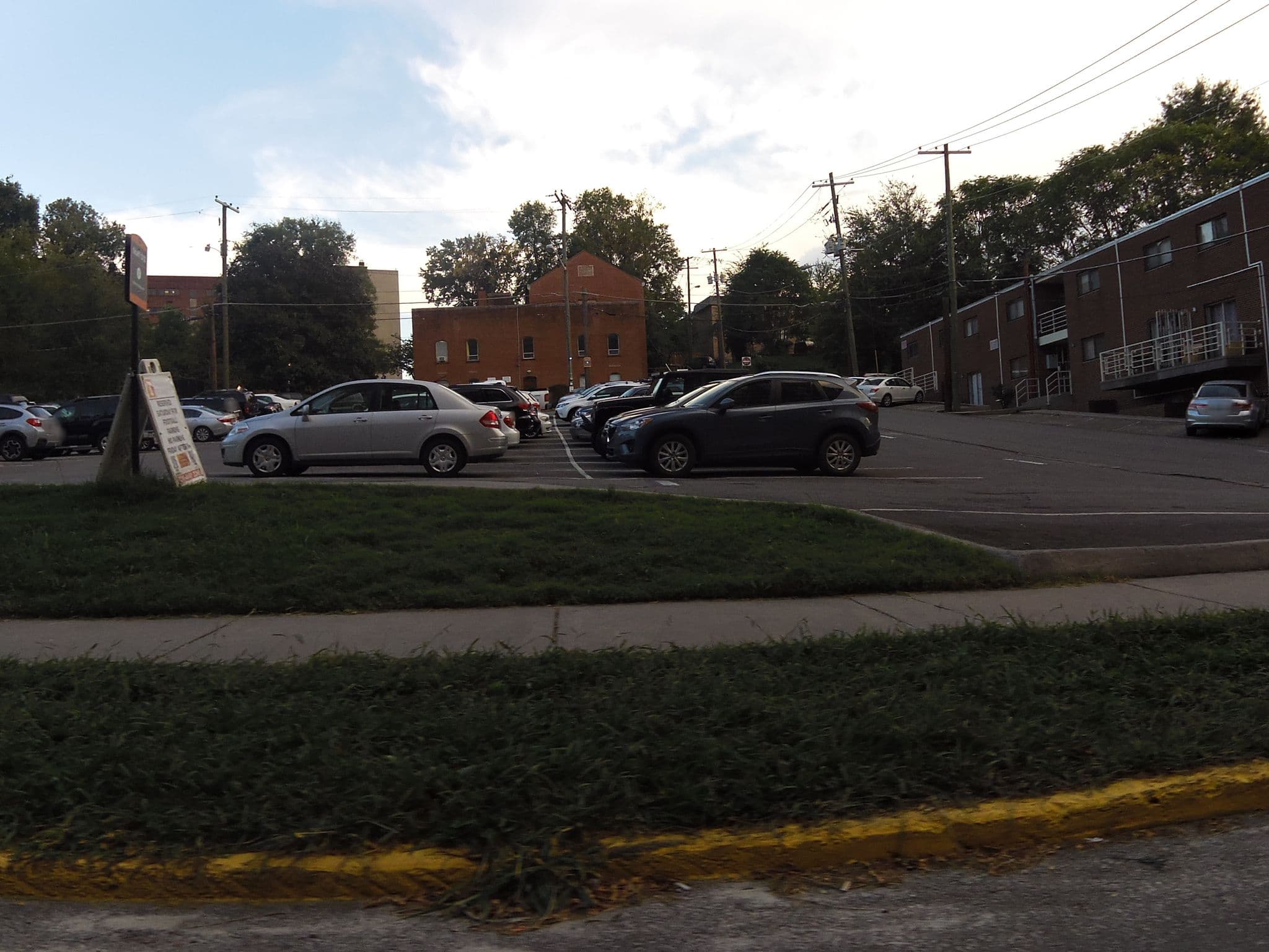 Street view near Sleep Inn & Suites Knoxville, Knoxville — © allen (CC BY-SA · Mapillary)