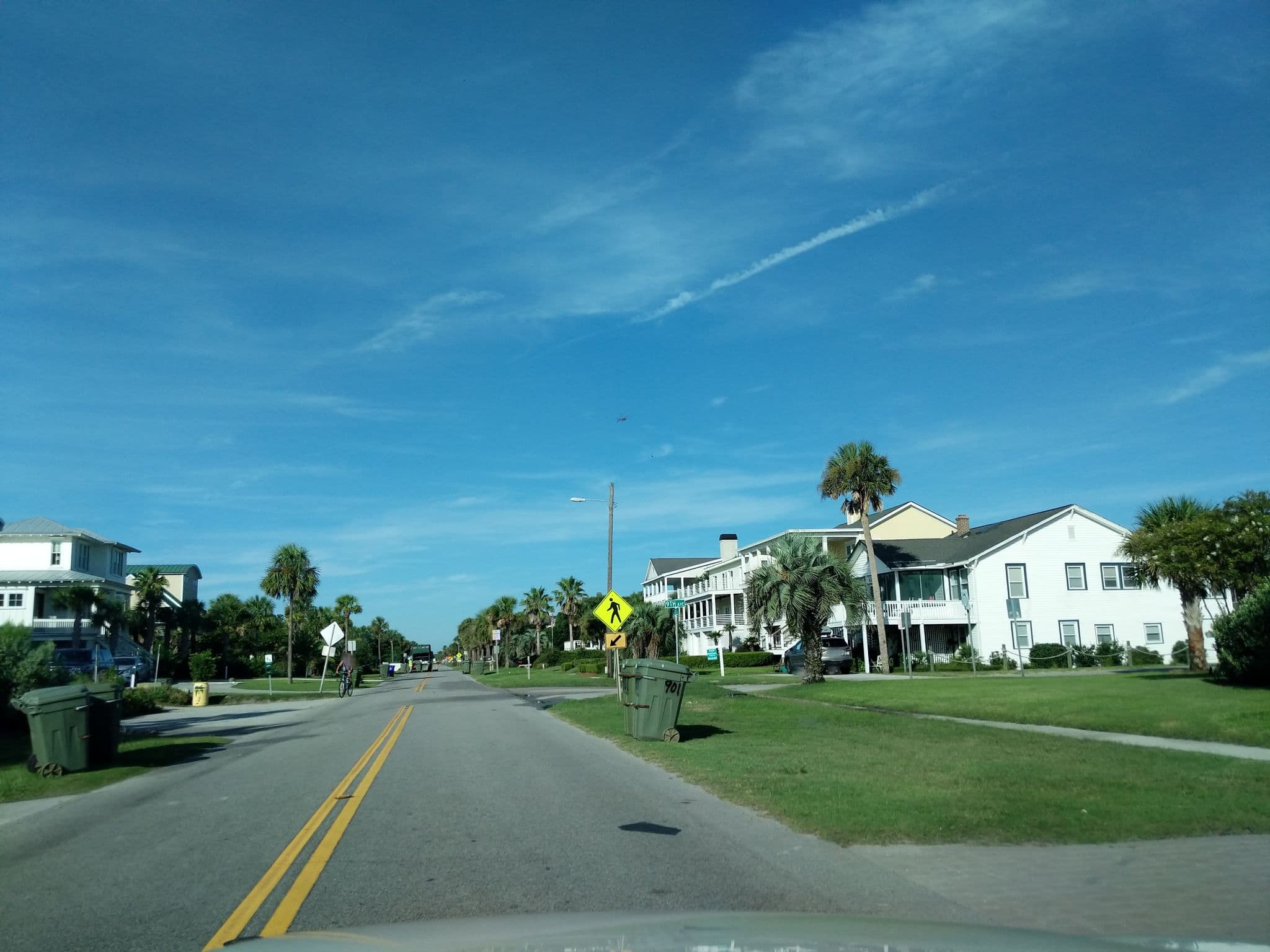 Street view near 901 Ocean Blvd, Isle of Palms — © atze02 (CC BY-SA · Mapillary)