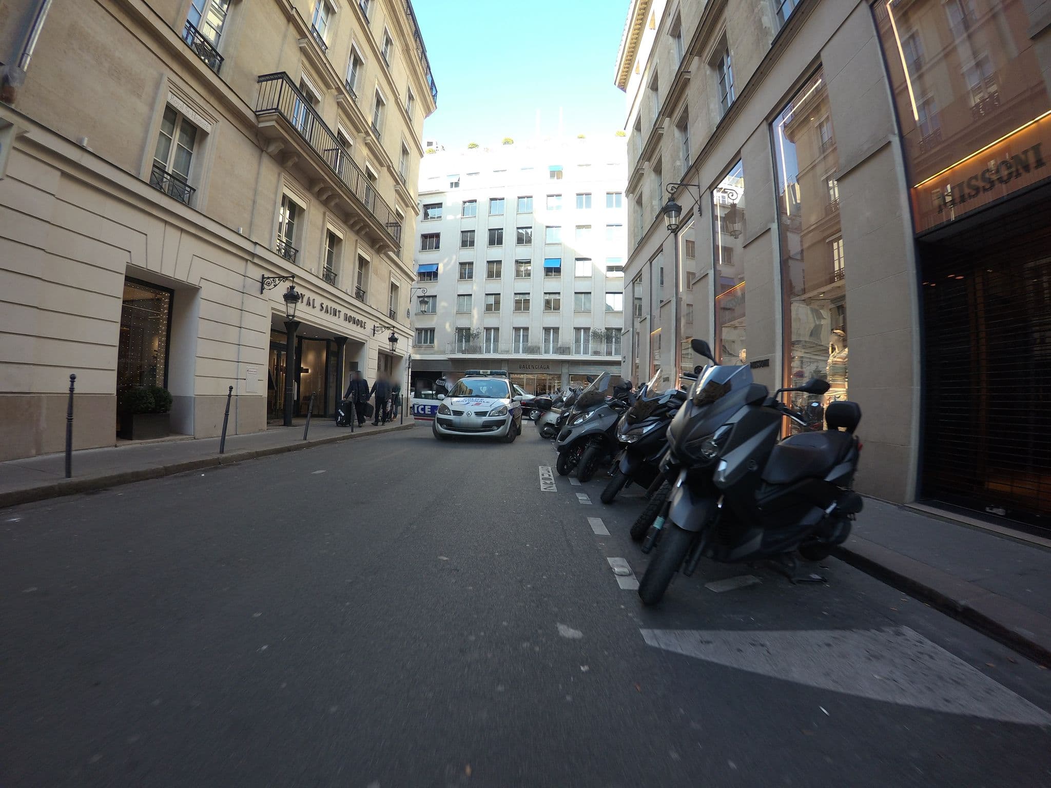 Street view near Hôtel Royal Saint-Honoré, Paris 02 Bourse — © laurentlouf (CC BY-SA · Mapillary)