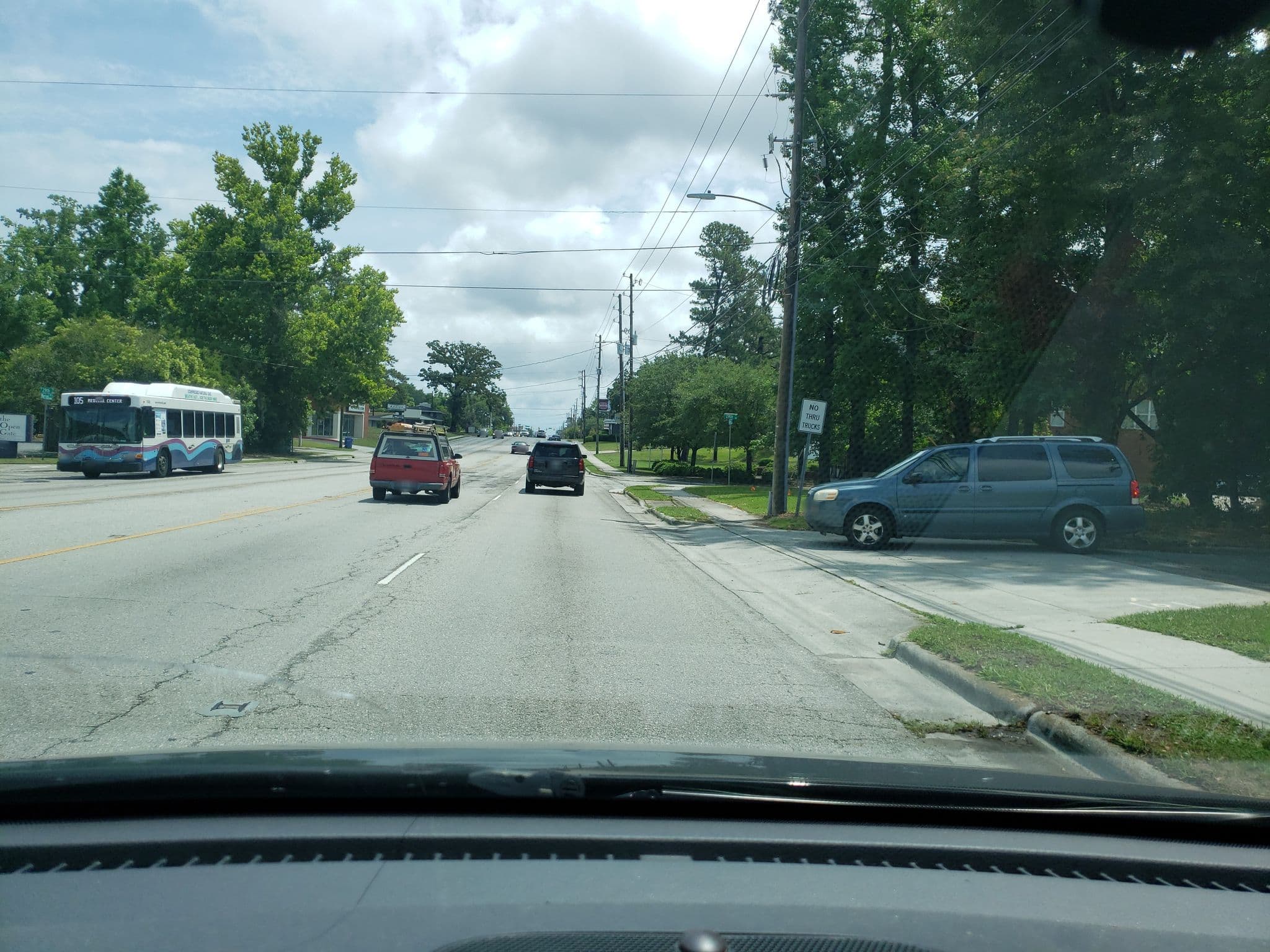 Street view near FI-Marriott Wilmington, Wilmington — © guyutetube (CC BY-SA · Mapillary)