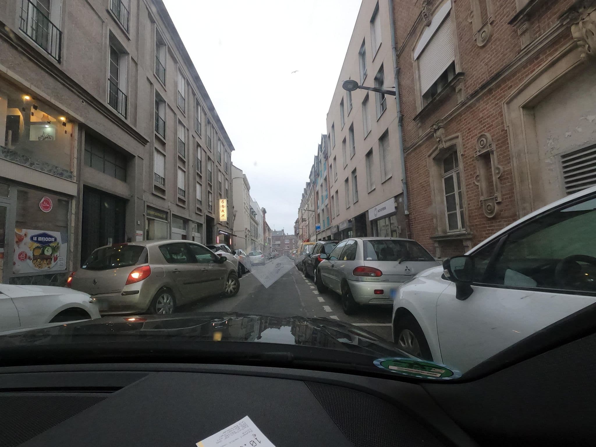 Street view near Central Anzac, Amiens — © saschahaberkorn (CC BY-SA · Mapillary)
