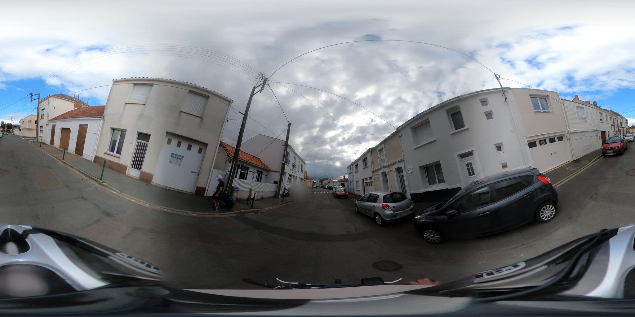 Street view near Le Bon Soleil, Les Sables-d'Olonne — © u4y0u (CC BY-SA · Mapillary)