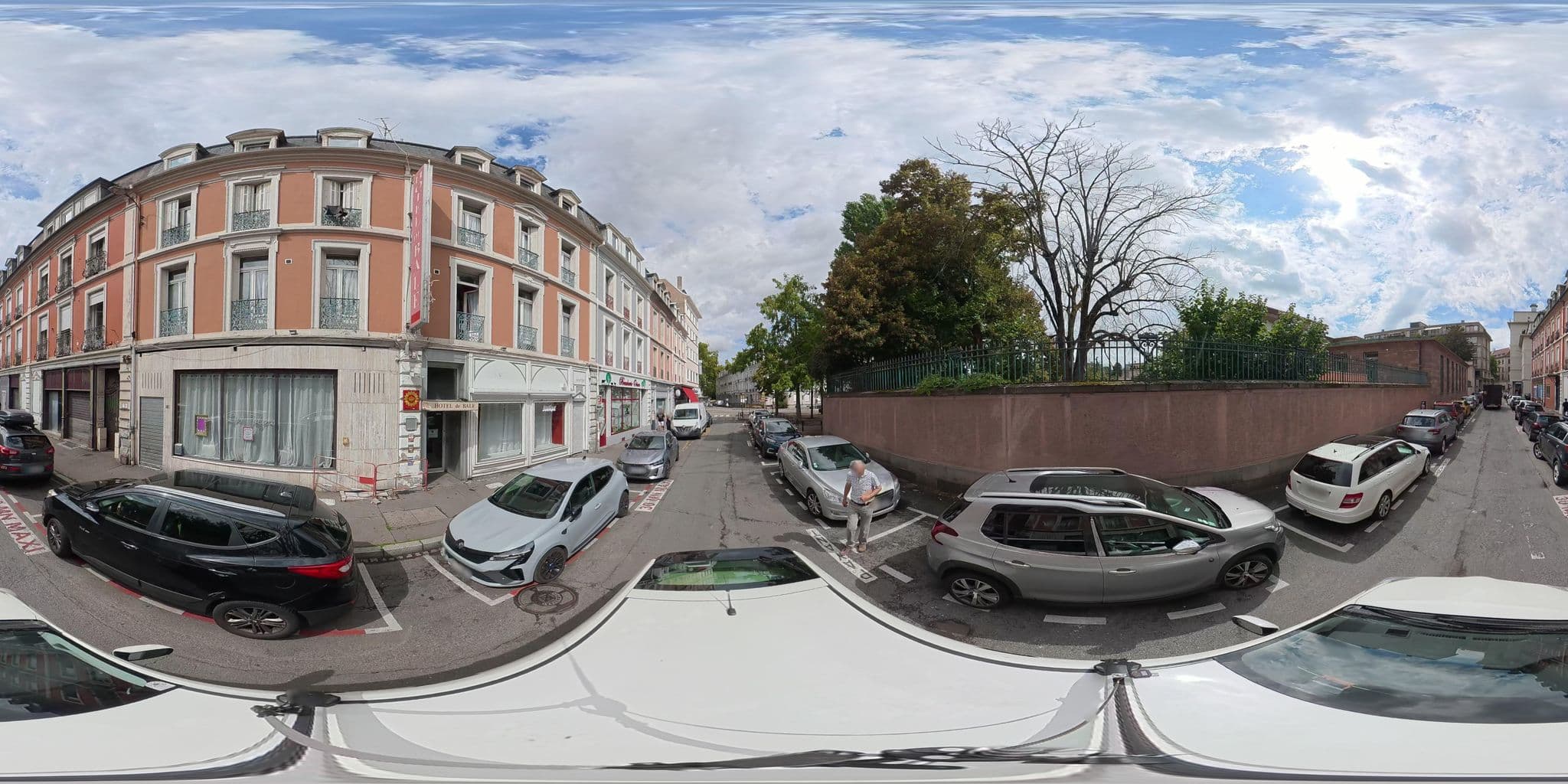 Street view near Hôtel de Bale, Mulhouse — © osmplus_org (CC BY-SA · Mapillary)