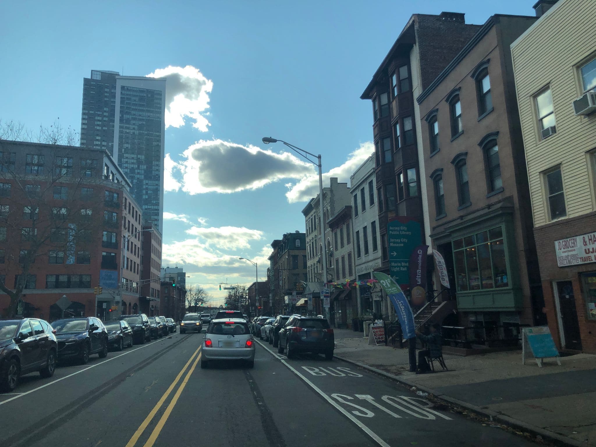 Street view near 287 Grove Street Apartment, Battery Park City — © nykera96 (CC BY-SA · Mapillary)