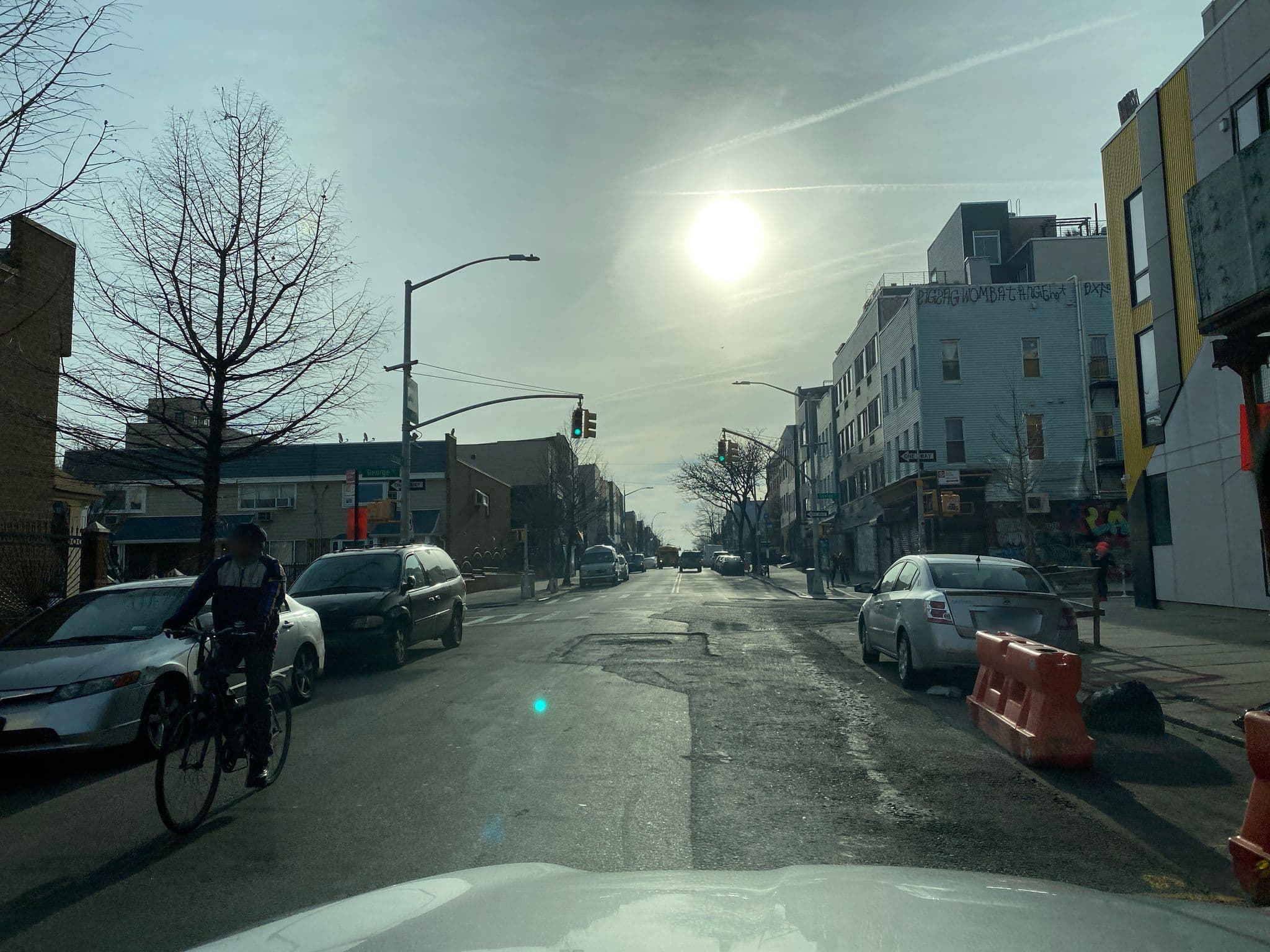 Street view near Cumberland Ramada, Bushwick — © smartmaper (CC BY-SA · Mapillary)