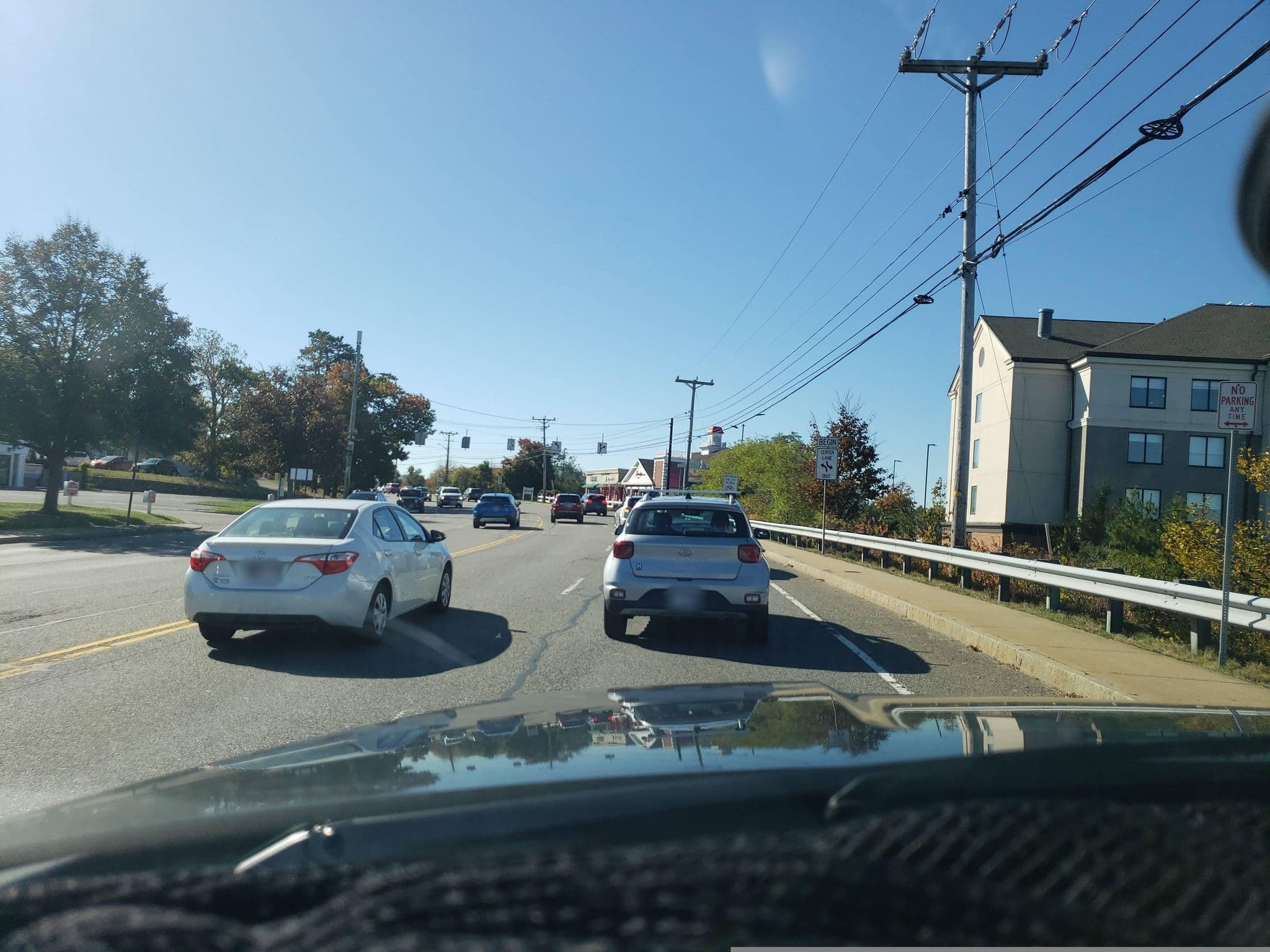 Street view near Hilton Garden Inn Pool, North Plymouth — © Lanka6359 (CC BY-SA · Mapillary)