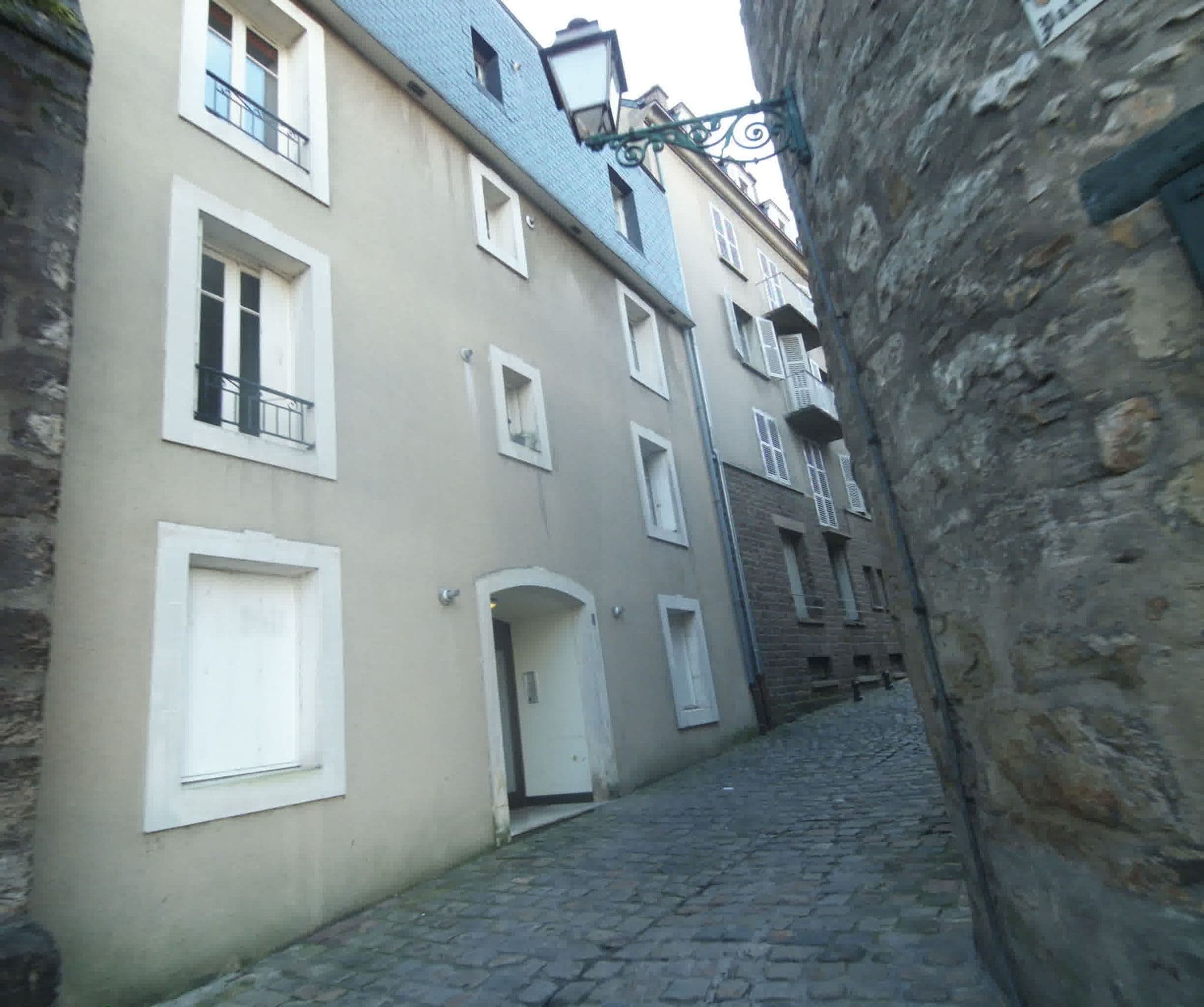 Street view near La Maison Saint-Pierre, Le Mans — © sogefi (CC BY-SA · Mapillary)