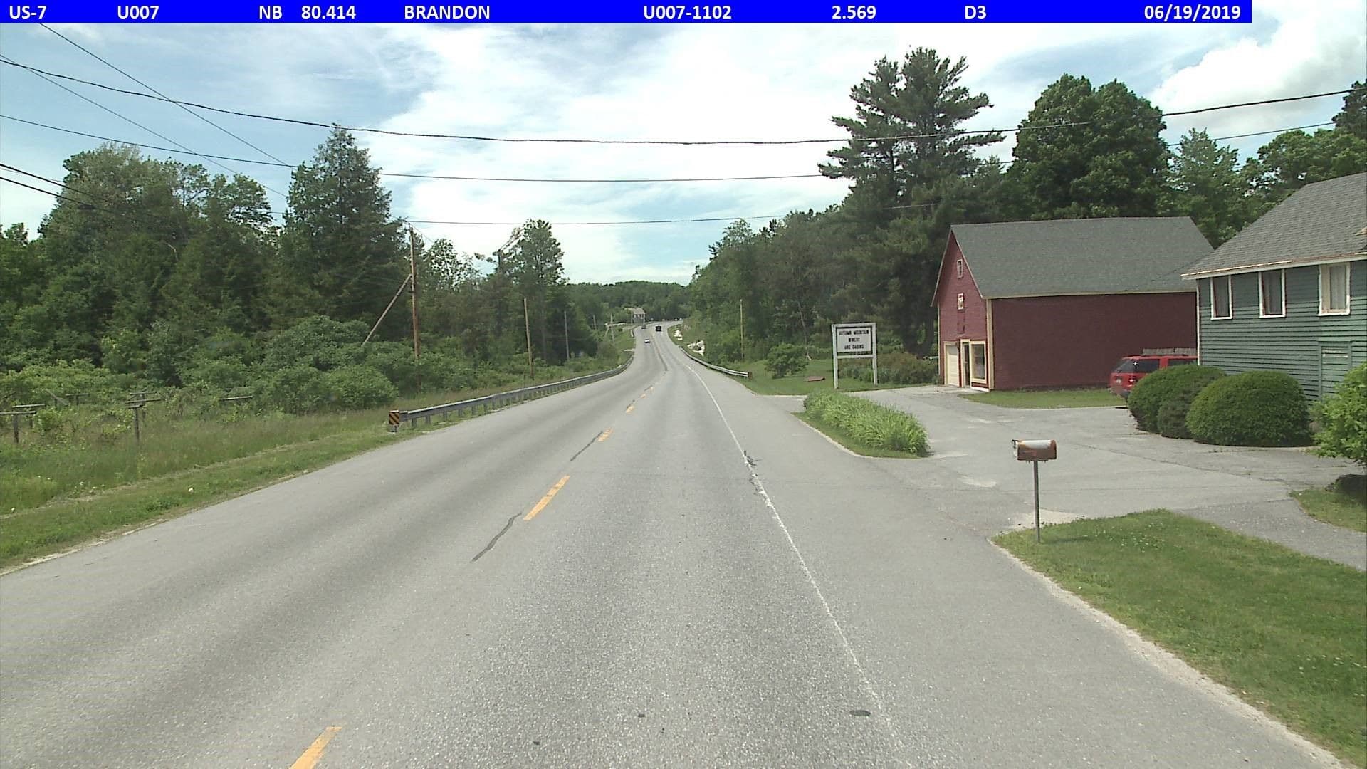 Street view near Autumn Mountain Winery And Cabins, Chittenden — © vtrans_row (CC BY-SA · Mapillary)
