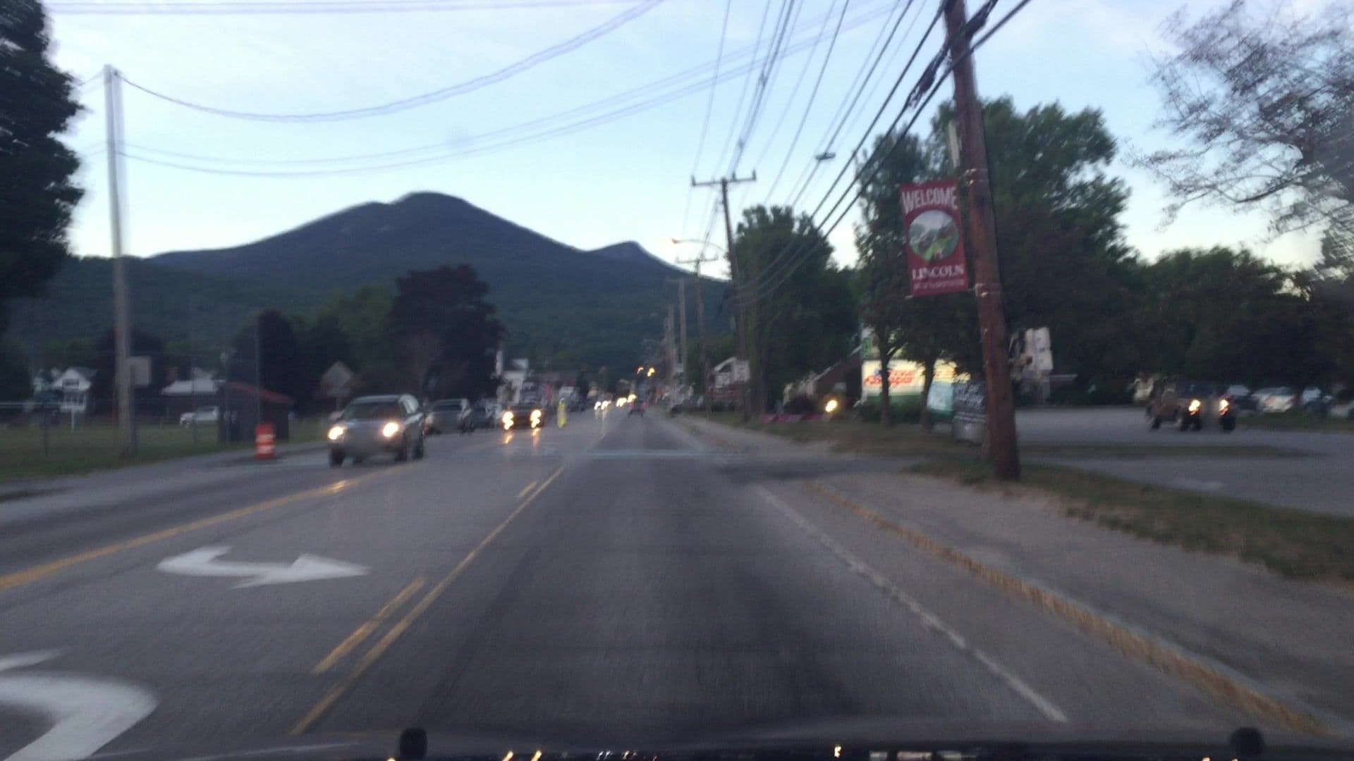 Street view near Hampton Inn Lincoln White Mountains, Rumney — © lvl5 (CC BY-SA · Mapillary)