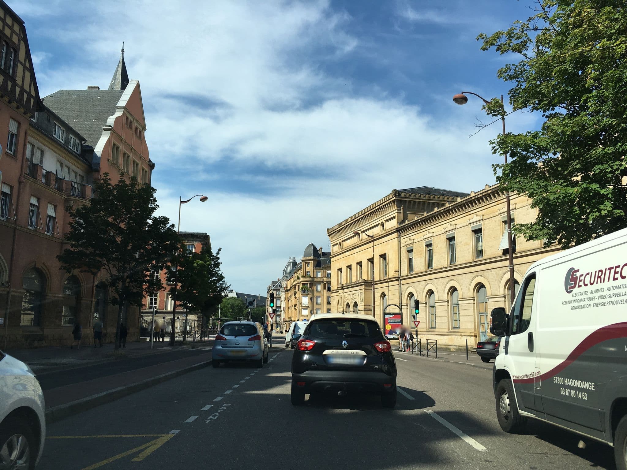 Street view near La Brasserie, Metz — © mappy_sa (CC BY-SA · Mapillary)