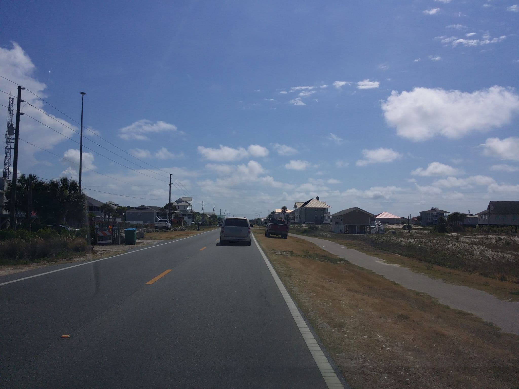 Street view near Top Gun, Eastpoint — © maxolasersquad (CC BY-SA · Mapillary)