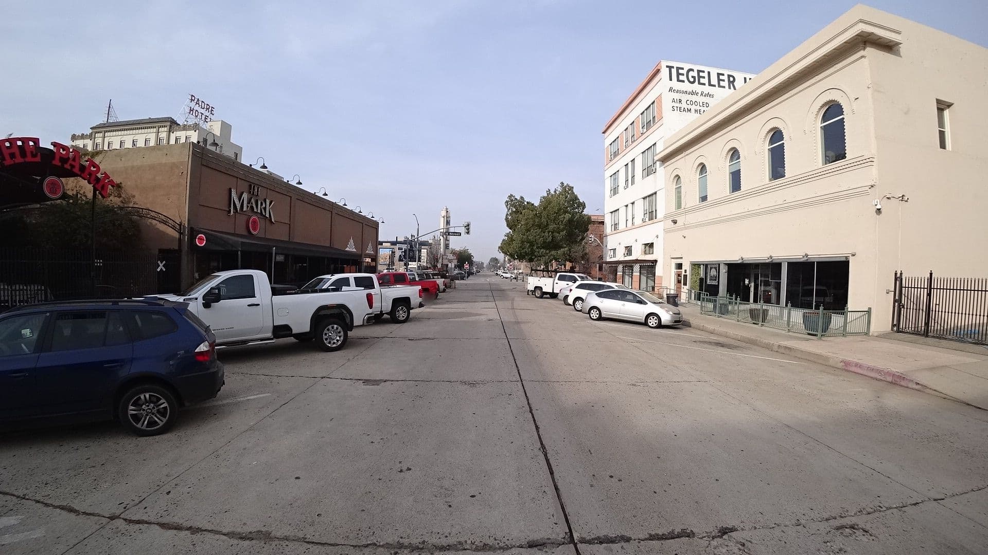 Street view near Tegler House, Bakersfield — © marker_geo (CC BY-SA · Mapillary)