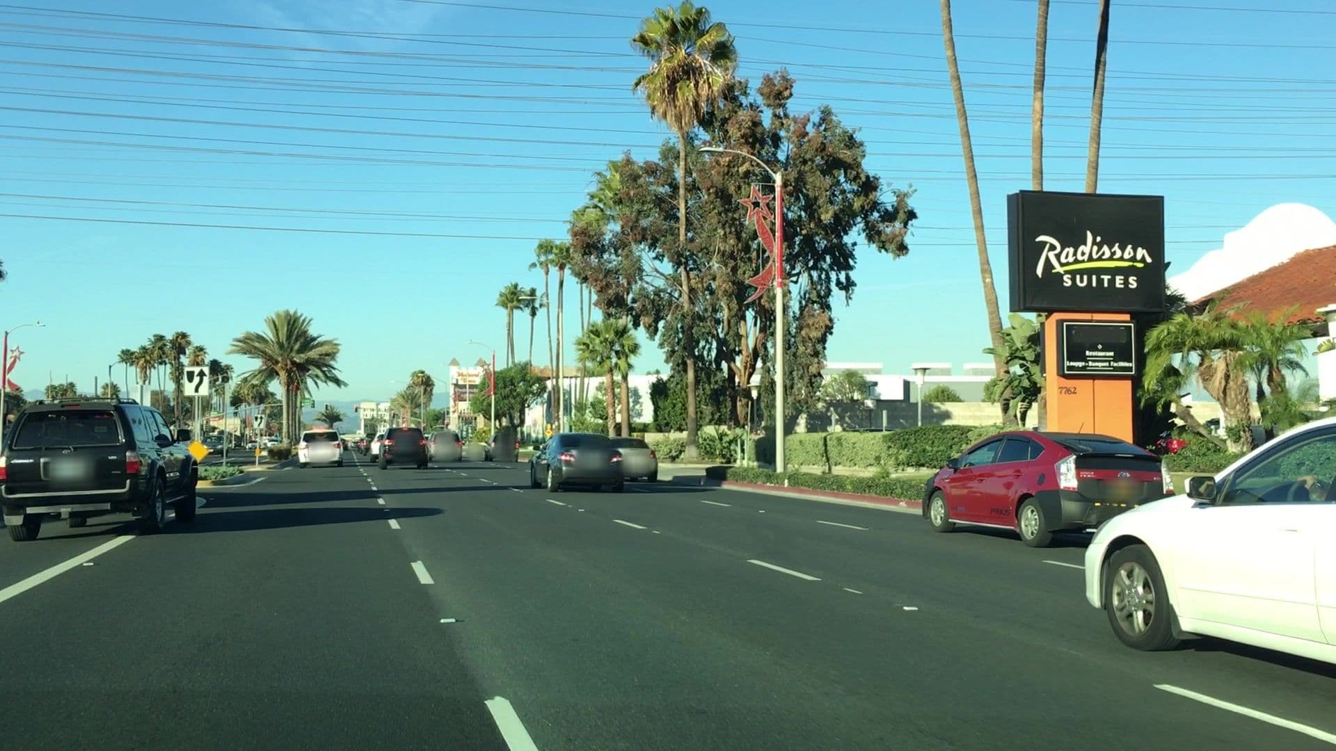 Street view near Rodeside Inn, Buena Park — © lvl5 (CC BY-SA · Mapillary)
