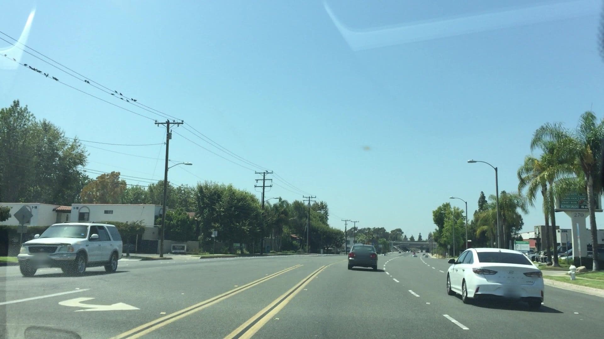 Street view near Travelodge by Wyndham, Costa Mesa — © lvl5 (CC BY-SA · Mapillary)