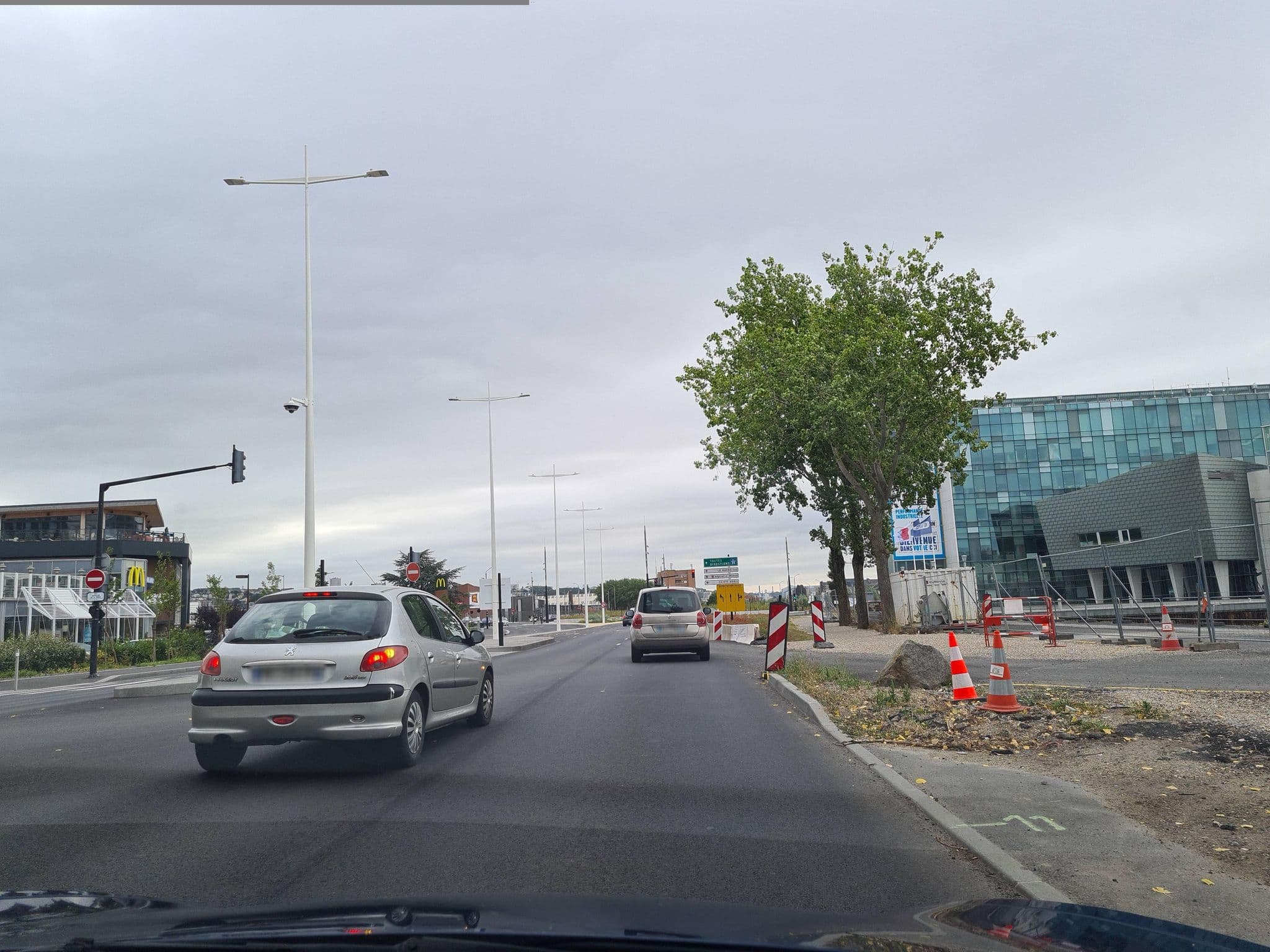 Street view near Odalys City, Le Havre — © kino (CC BY-SA · Mapillary)